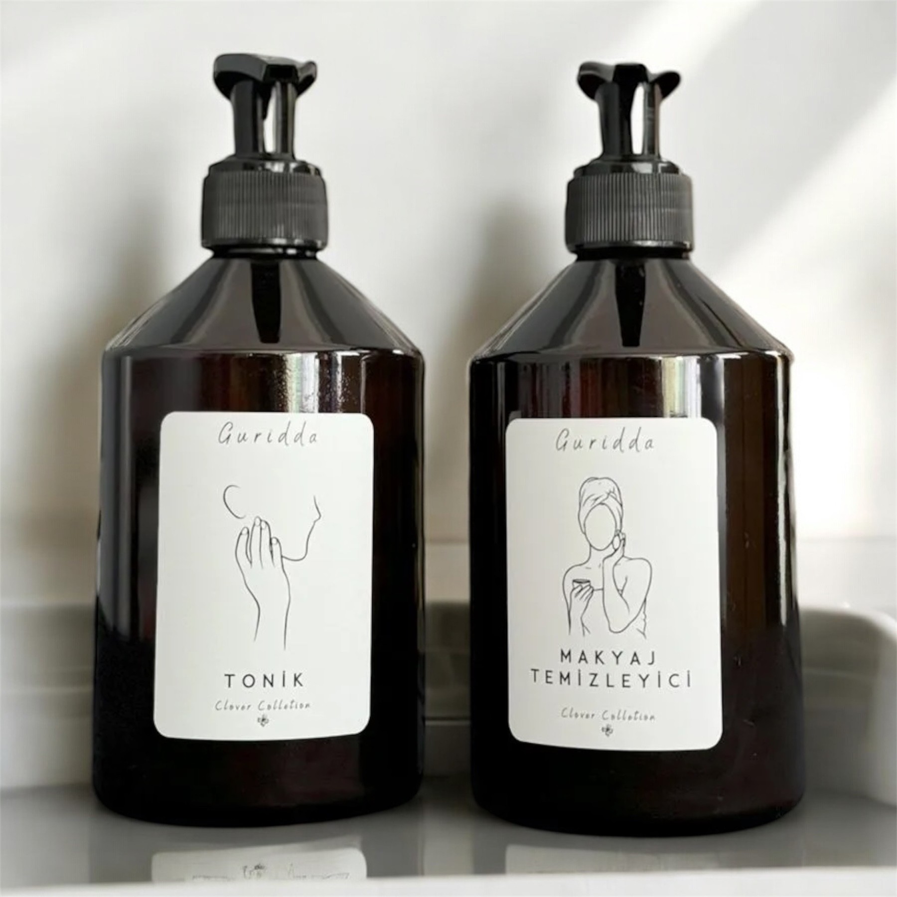 2li Tonik ve Makyaj Temizleyici Etiketli Plastik Amber Şişe 500ml