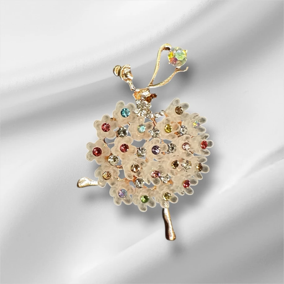 Eteği renkli taş detaylı balerin broş