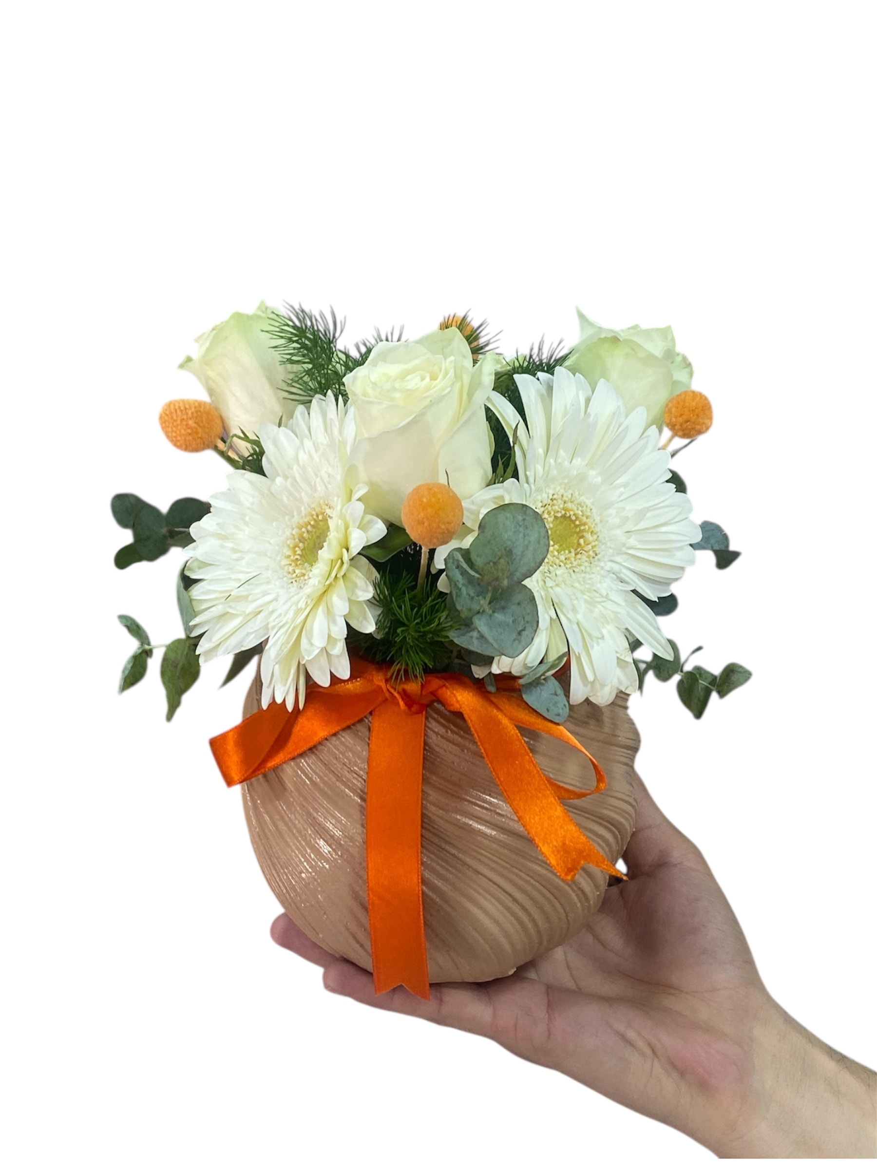 Desenli Vazosunda Beyaz Gül Beyaz Gerbera