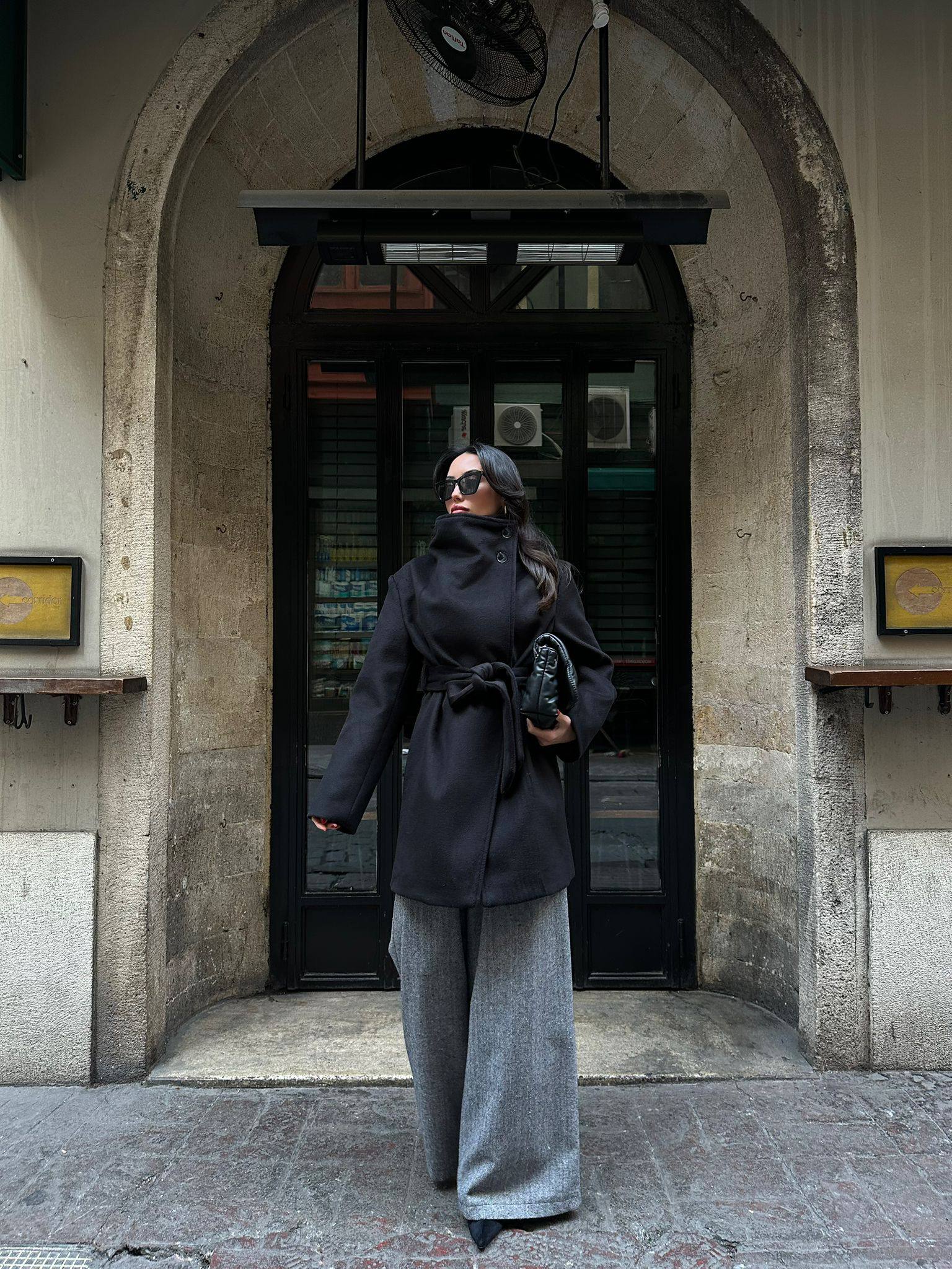 Kısa Kaşe Kaban main variant image