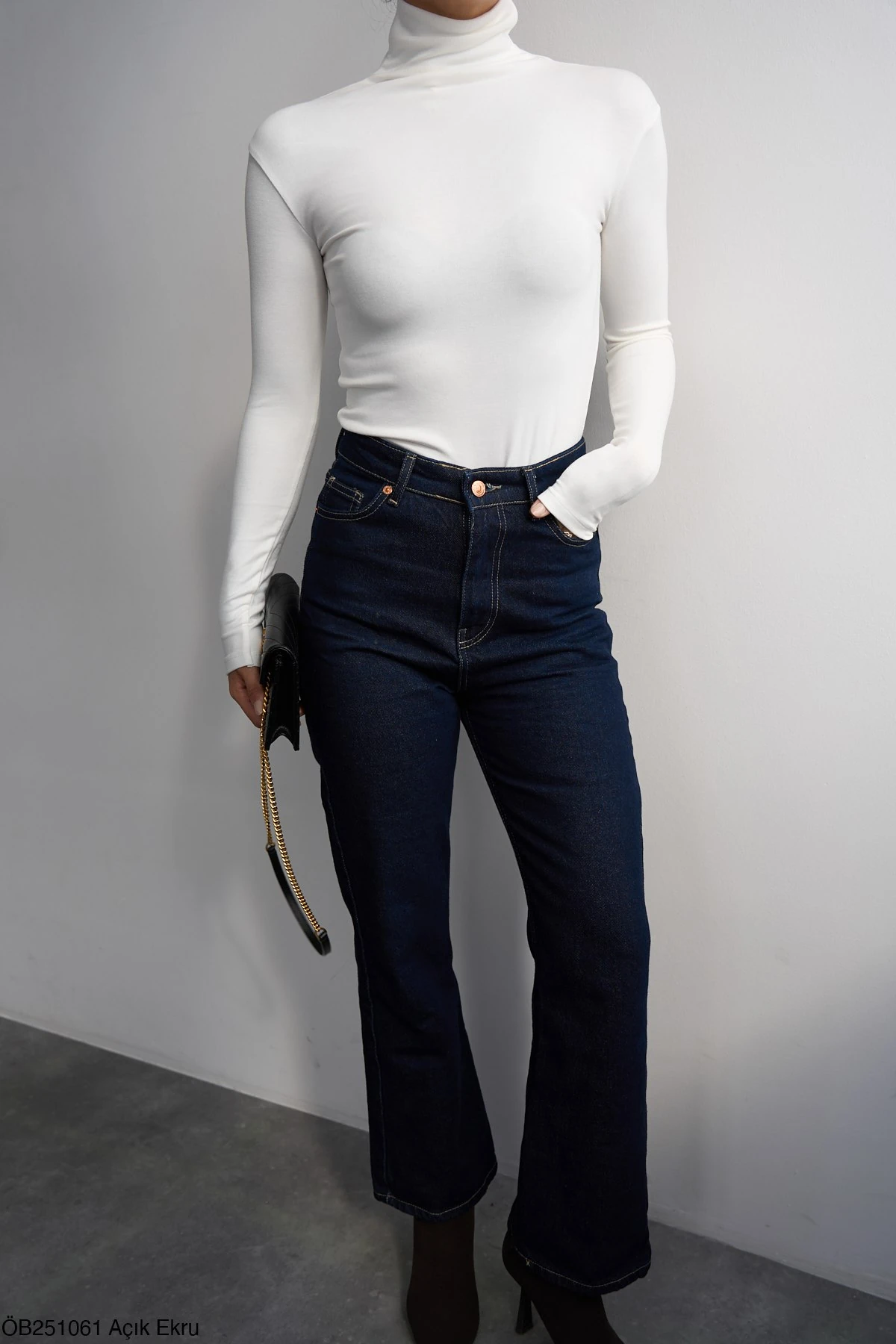 Boğazlı Uzun Kol Bluz main variant image