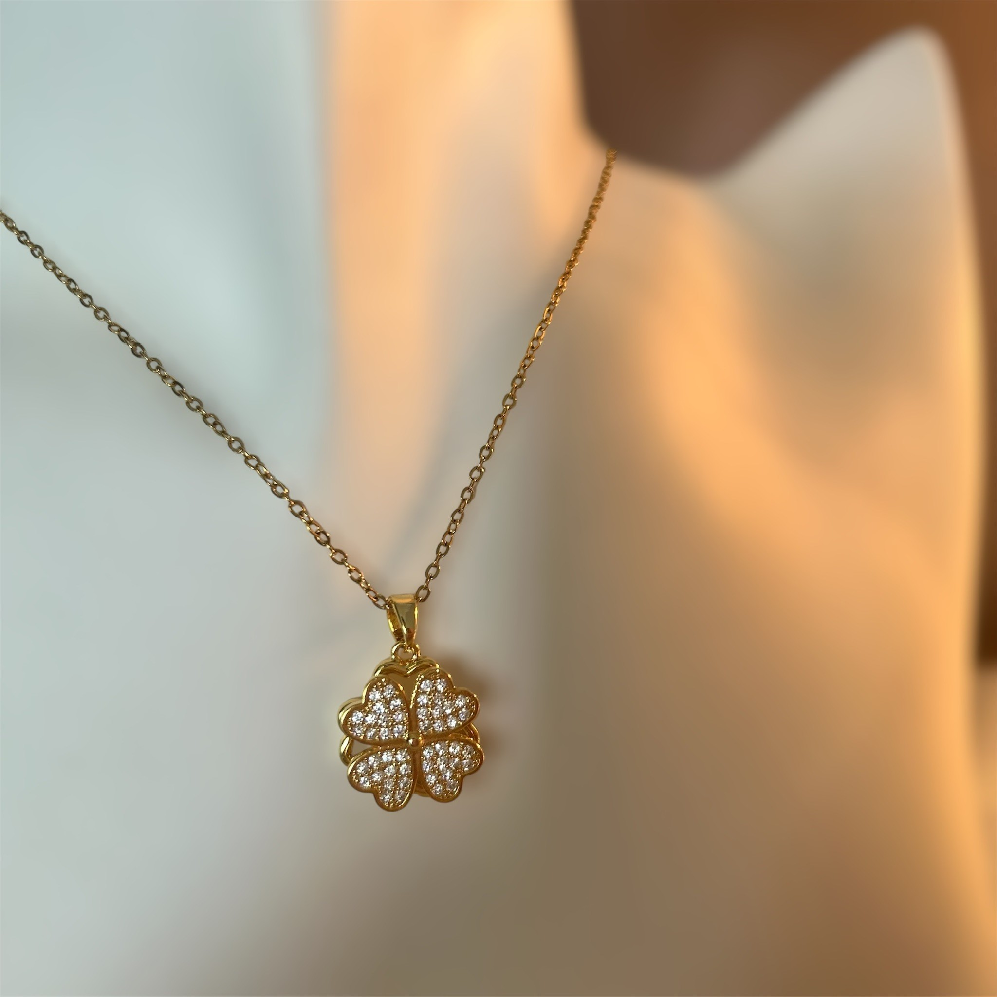 Yonca Gold Çelik Kolye