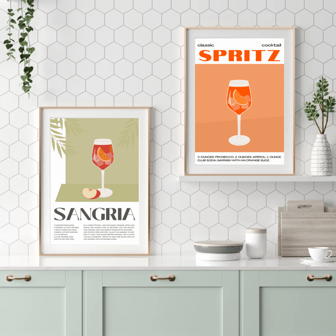 Sangria Yazılı ve Spritz Yazılı Kokteyler Posterleri