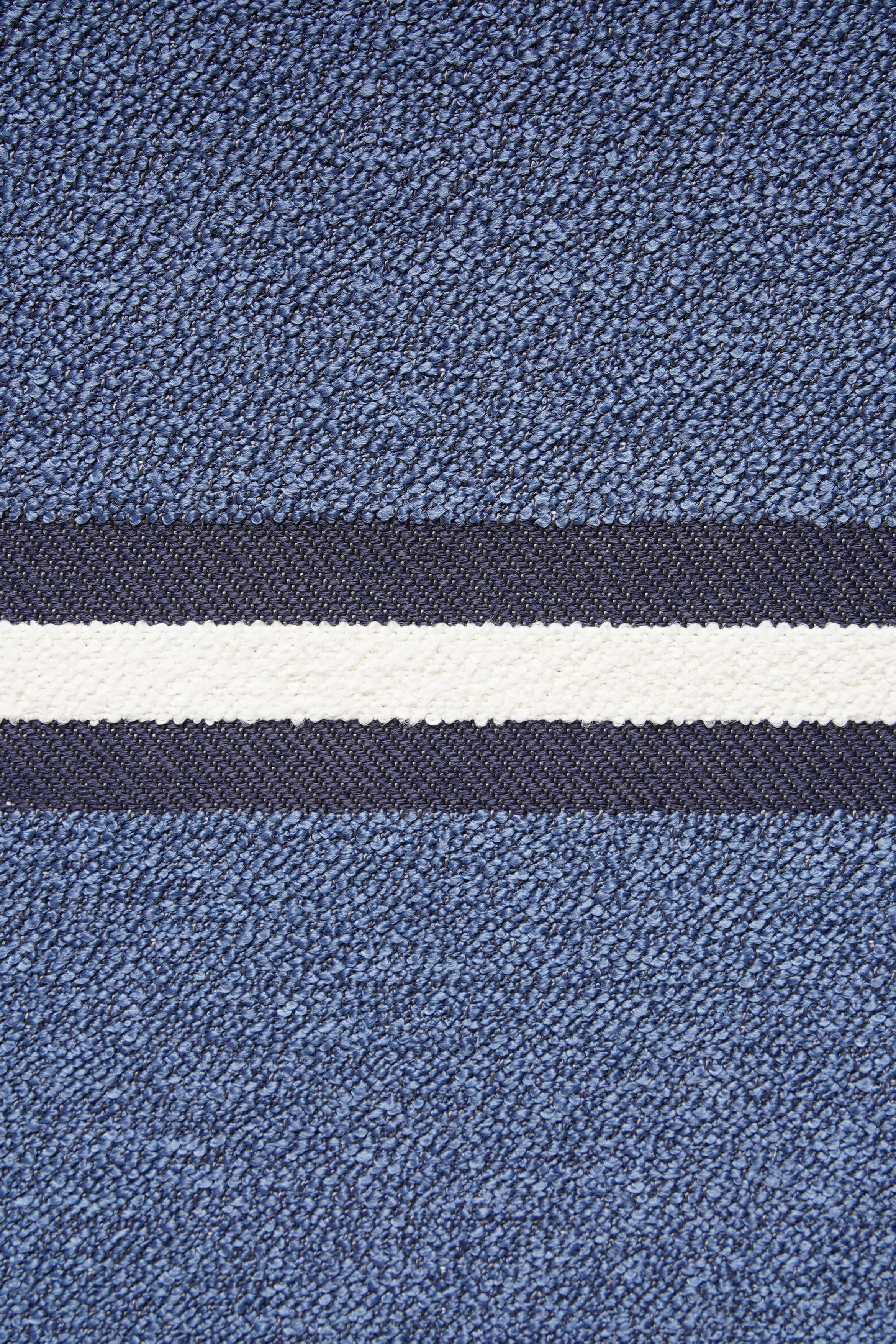 AXEL 04