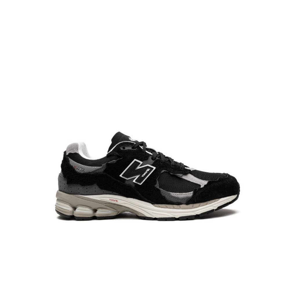 NEW BALANCE 2002R "Protection Pack - Black / Grey"