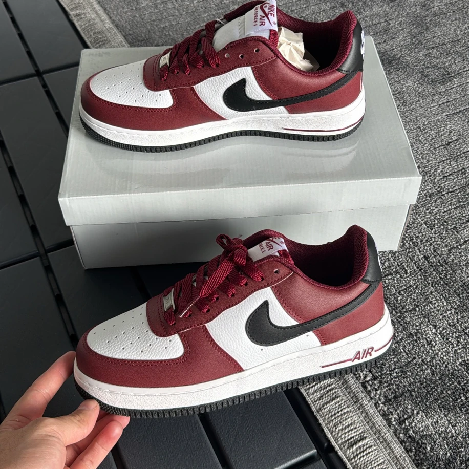 Nike Air Force 1 - Bordo Siyah
