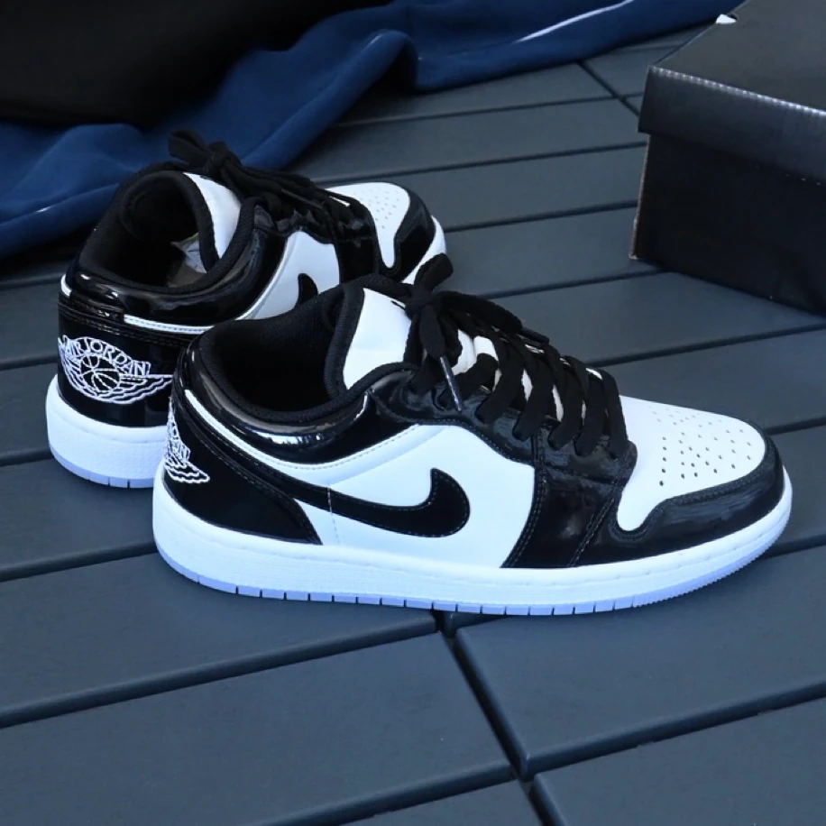 Nike Air Jordan 1 Low - Parlak Siyah