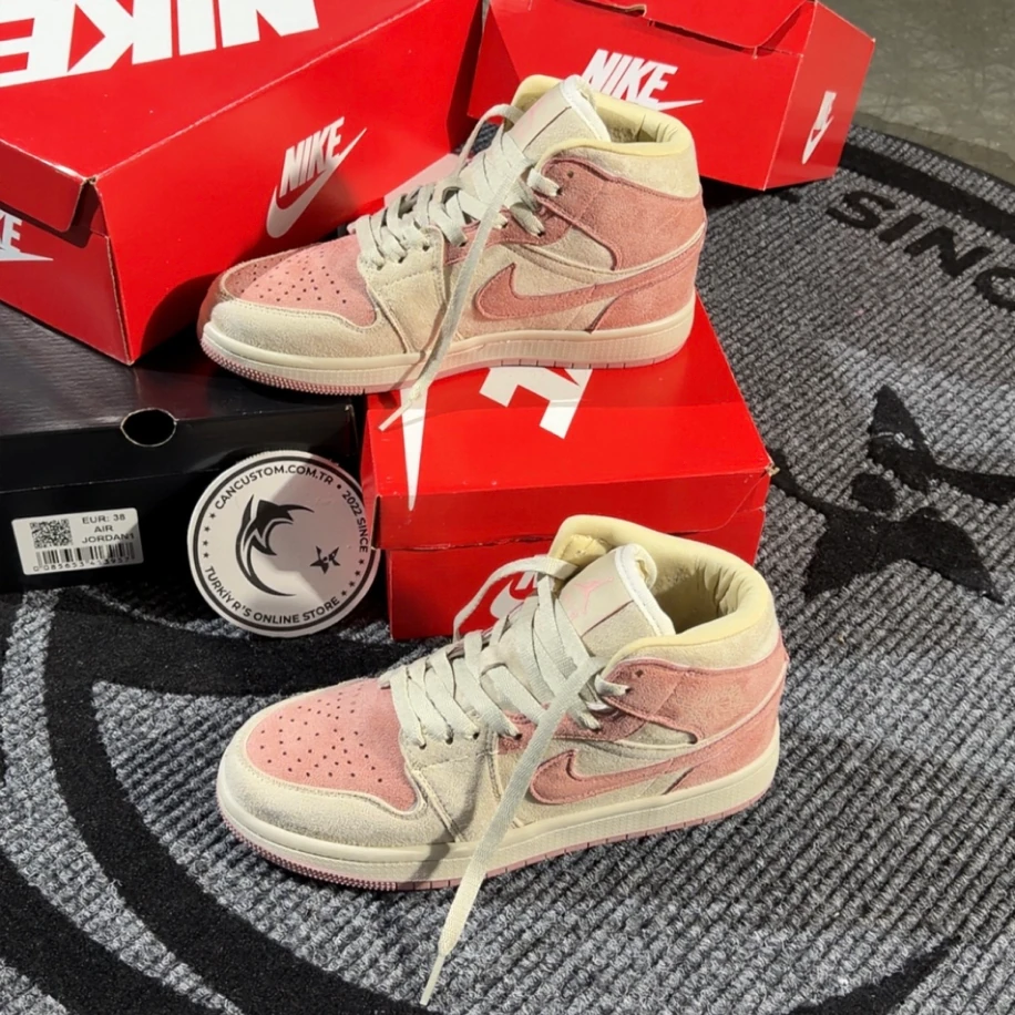 Nike Air Jordan 1 Mid - Krem Pembe