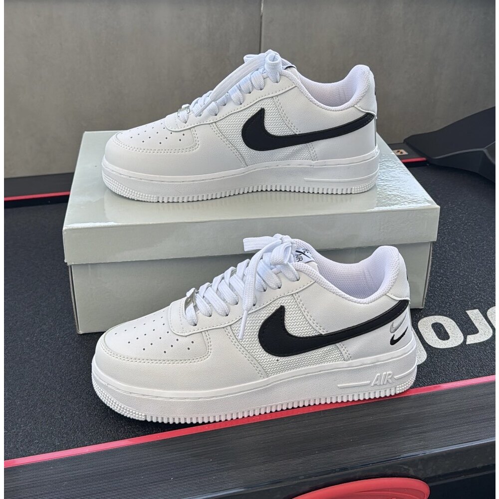 Nike Air Force 1 - Beyaz Siyah