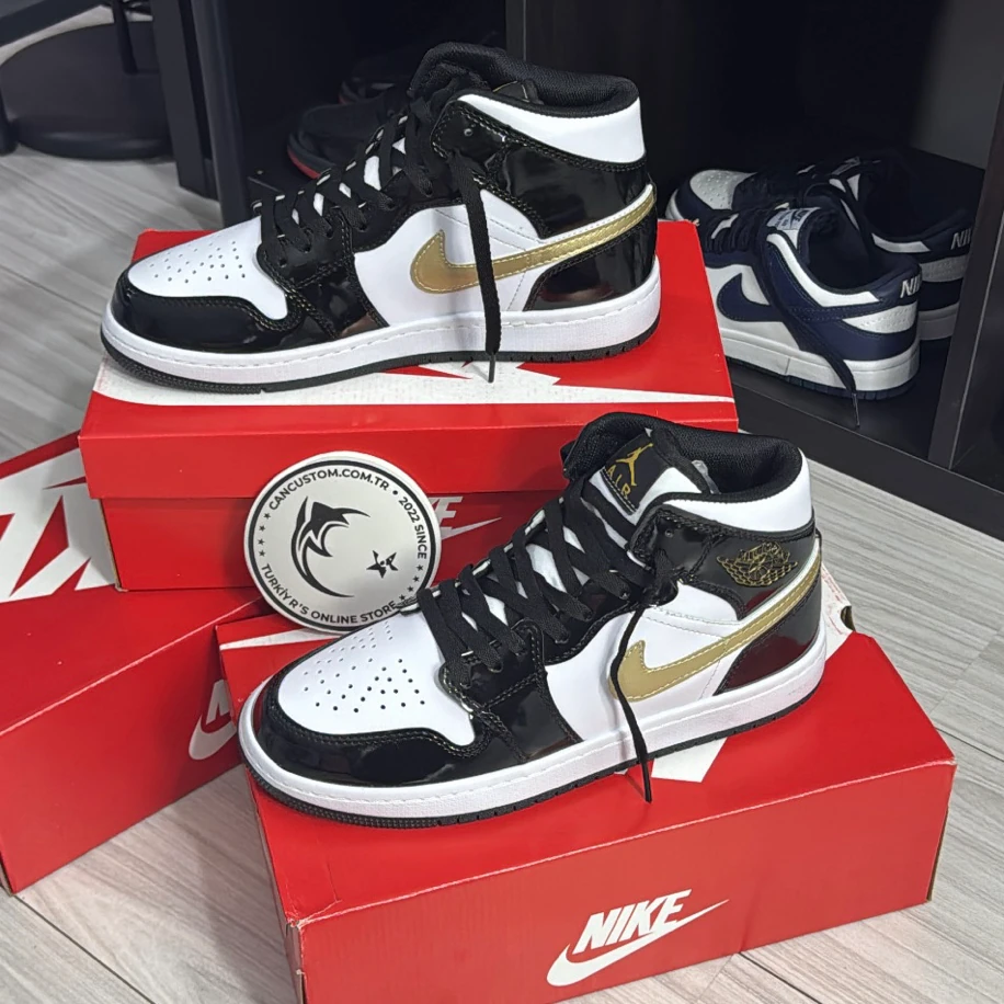Nike Air Jordan 1 Mid - Altın Gümüş