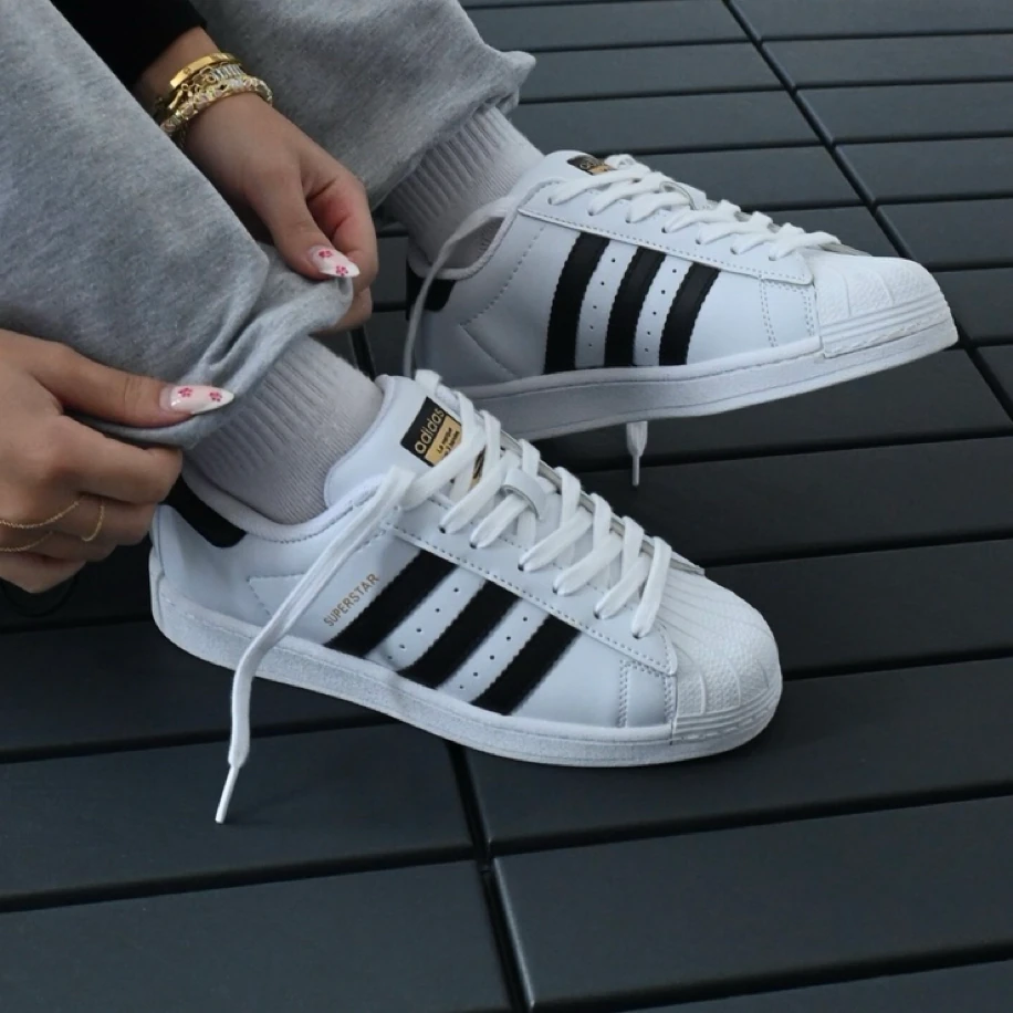Adidas Süperstar - Beyaz Siyah