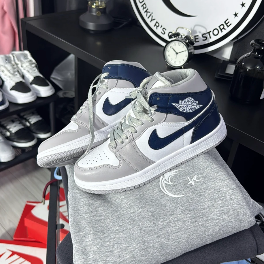 Nike Air Jordan 1 Mid - Gri Lacivert