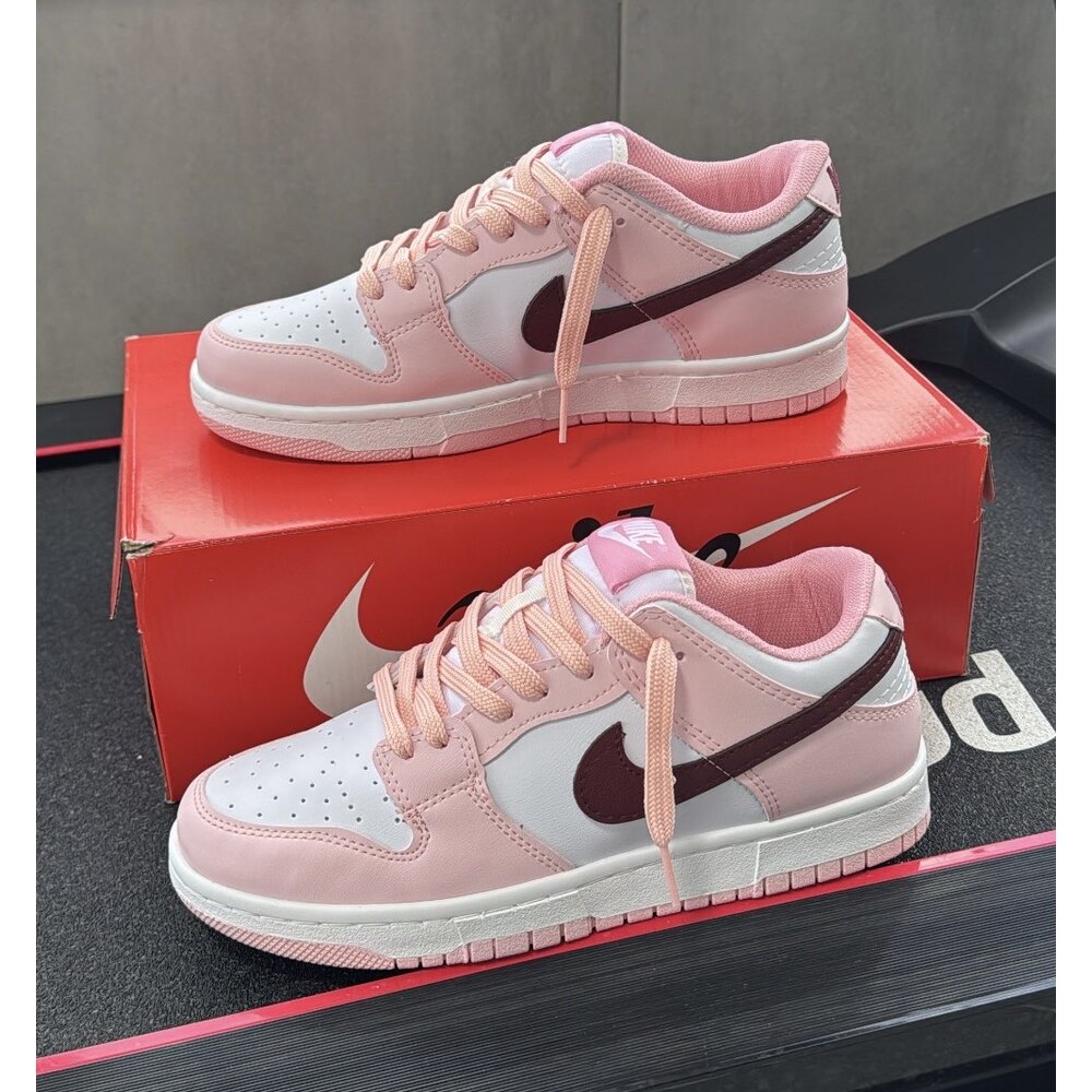 Nike Dunk SB - Pembe
