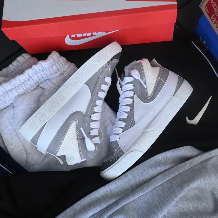 Nike Blazer Jumbo Mid’77 - Gri görsel 3