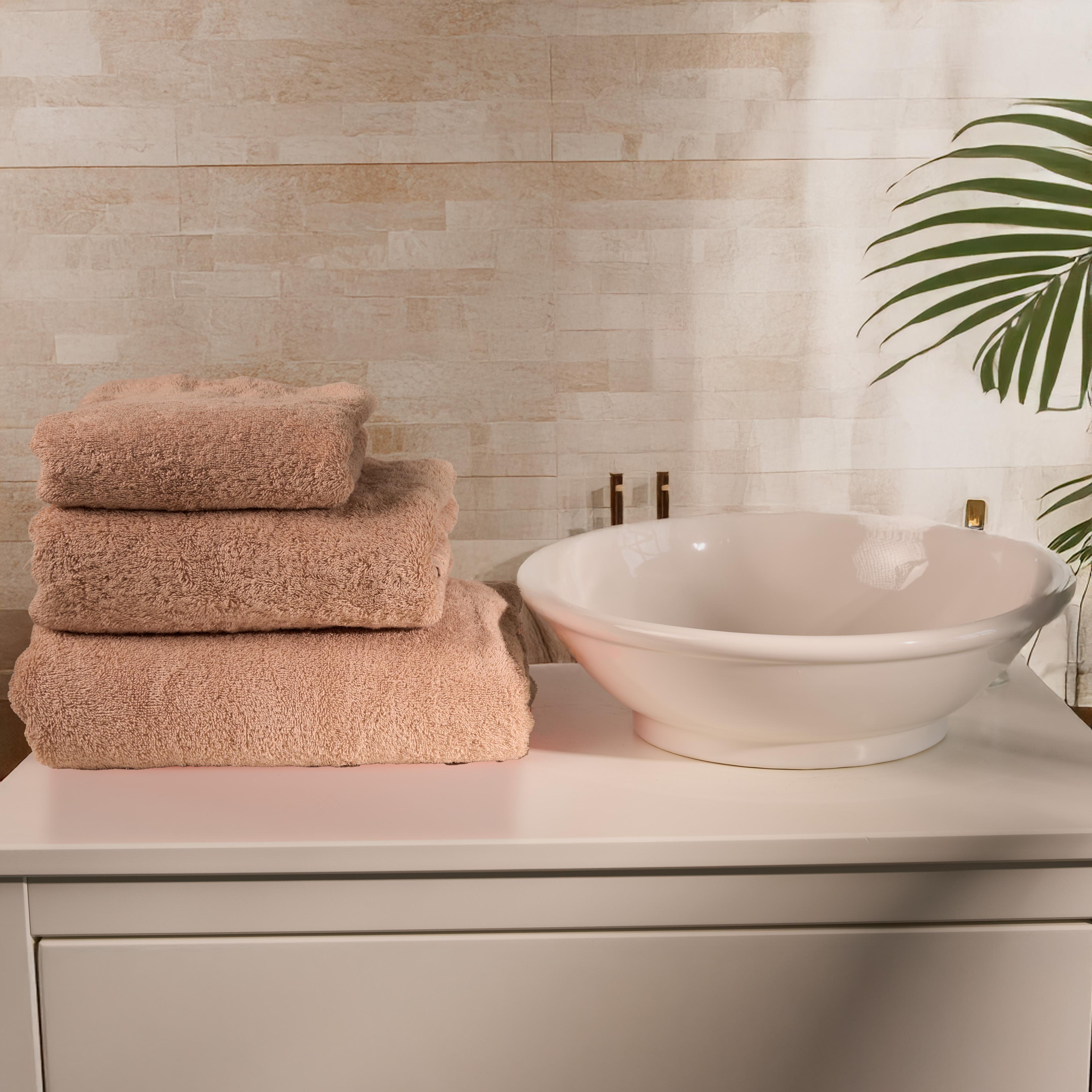 TUVA SERİSİ PLAJ & SPA HAVLUSU 90*150 750 GRAM