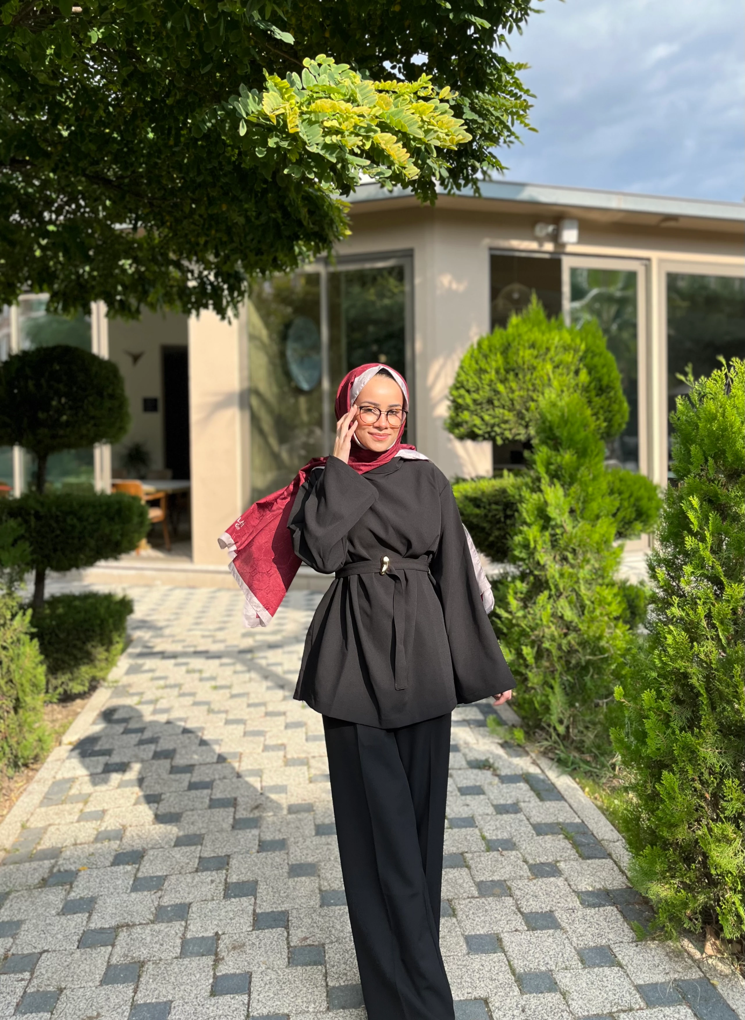 Gold Broş Detaylı Siyah Pantolon Takım HK26030-SİYAH