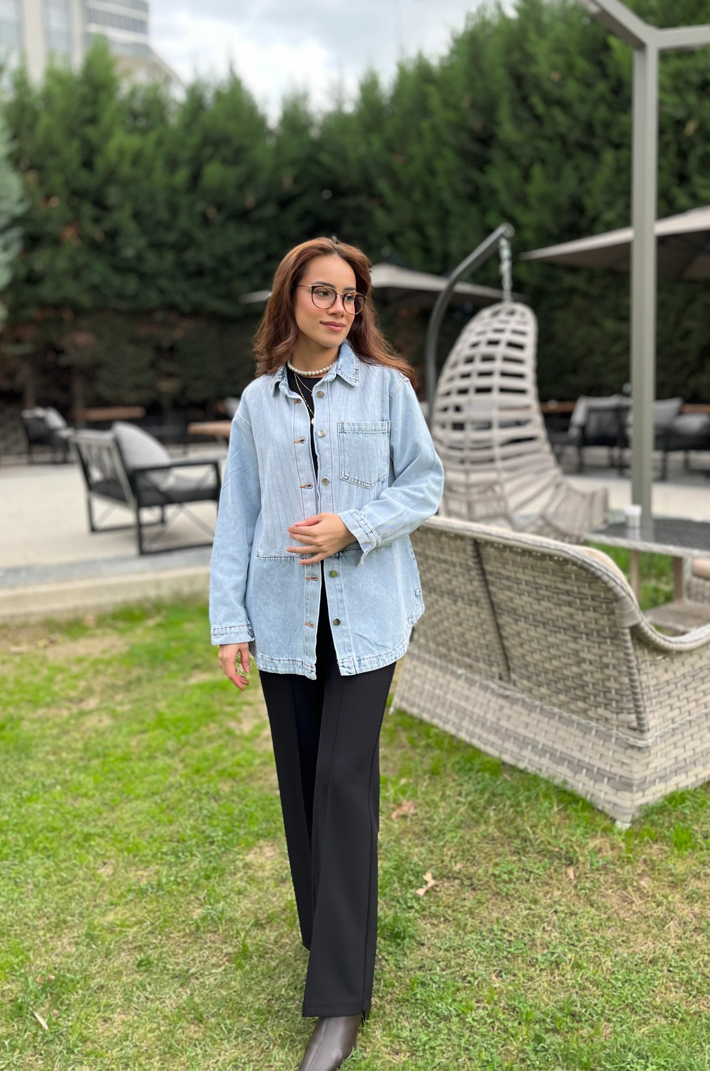 Mini Taş Detaylı Kot Ceket