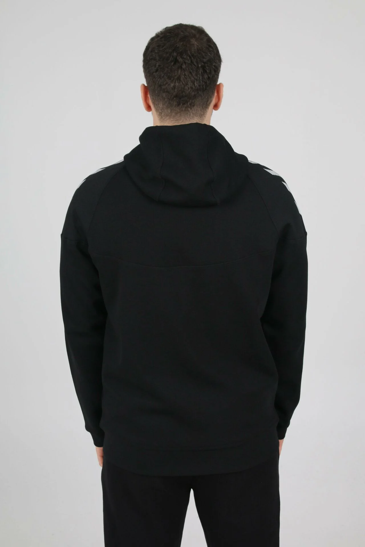 Hummel Erkek Pamuklu Siyah Sweatshirt