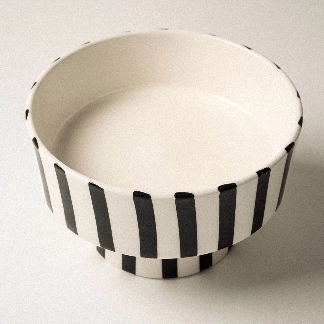 Seramik Ayaklı Sunum Kasesi 14,5cm Çap - Siyah