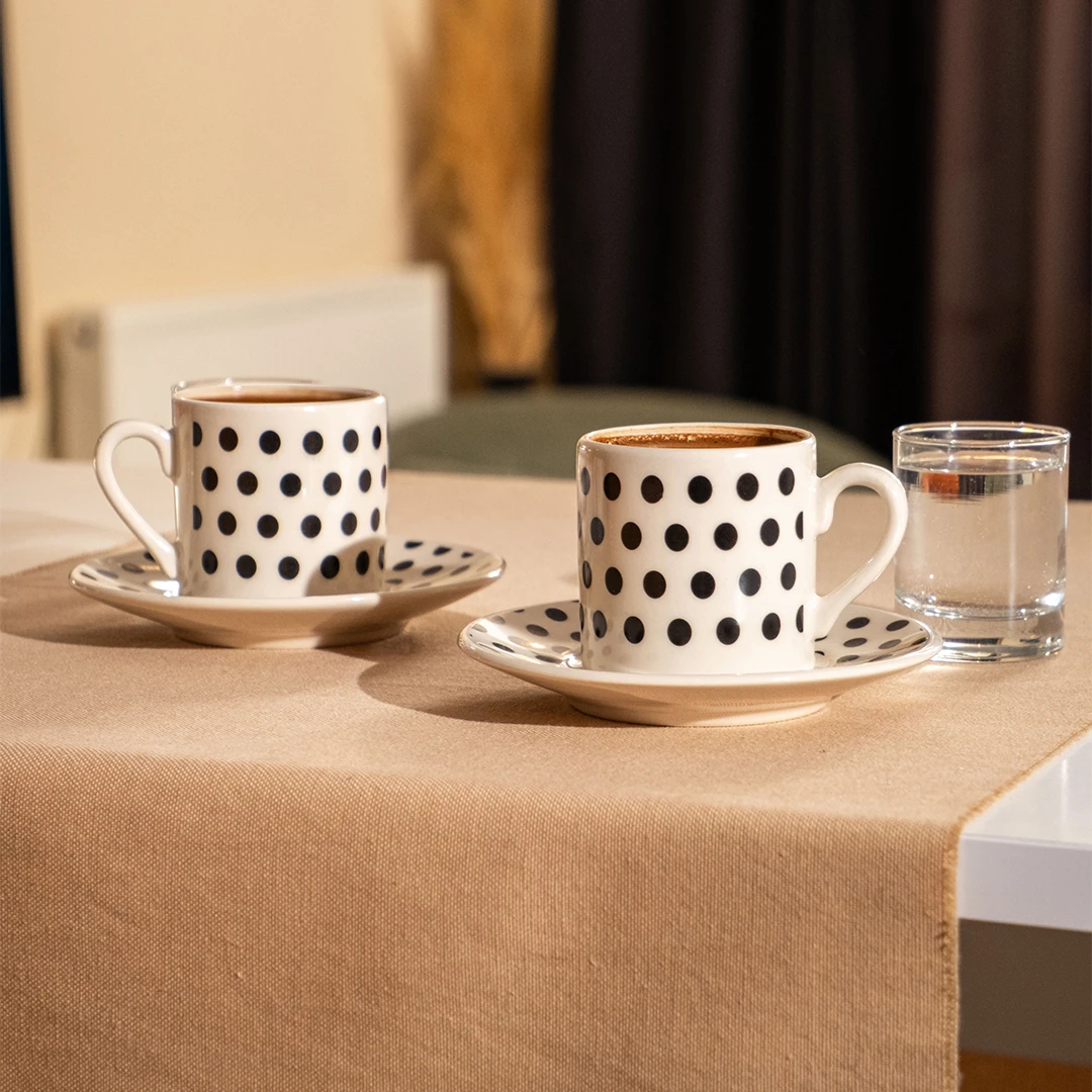 MonoMood Fincan Seti 4 Parça - Polka Dots