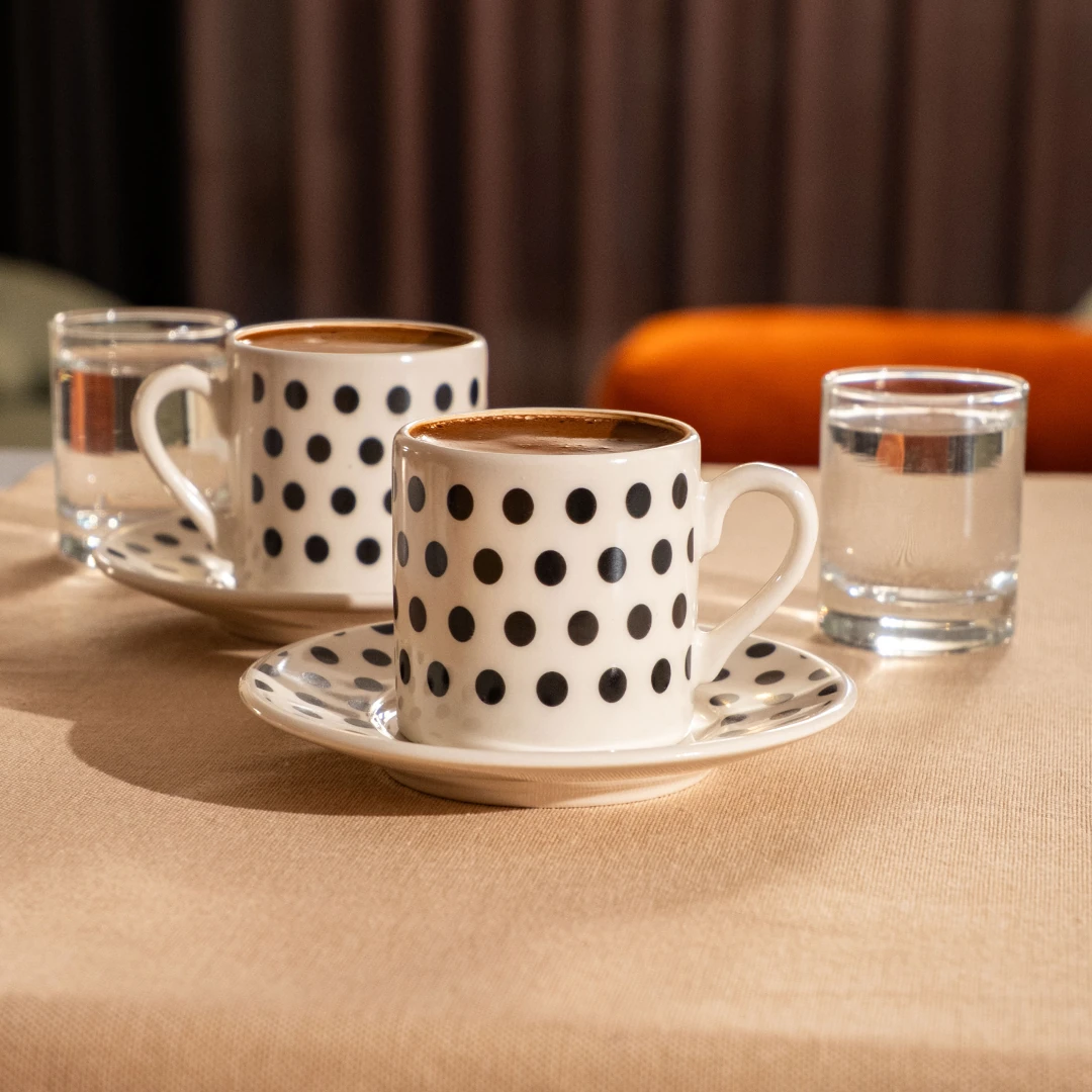 MonoMood Fincan Seti 4 Parça - Polka Dots