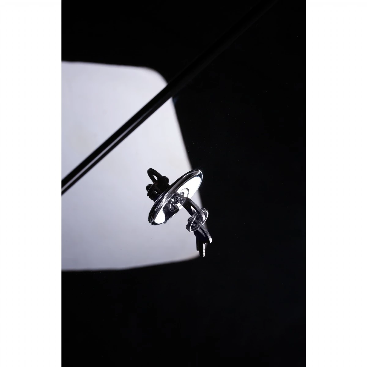 U-Frigo 108 LT Limited Edition 12/24V Kompresörlü Buzdolabı Temperli Cam Kapak SİYAH