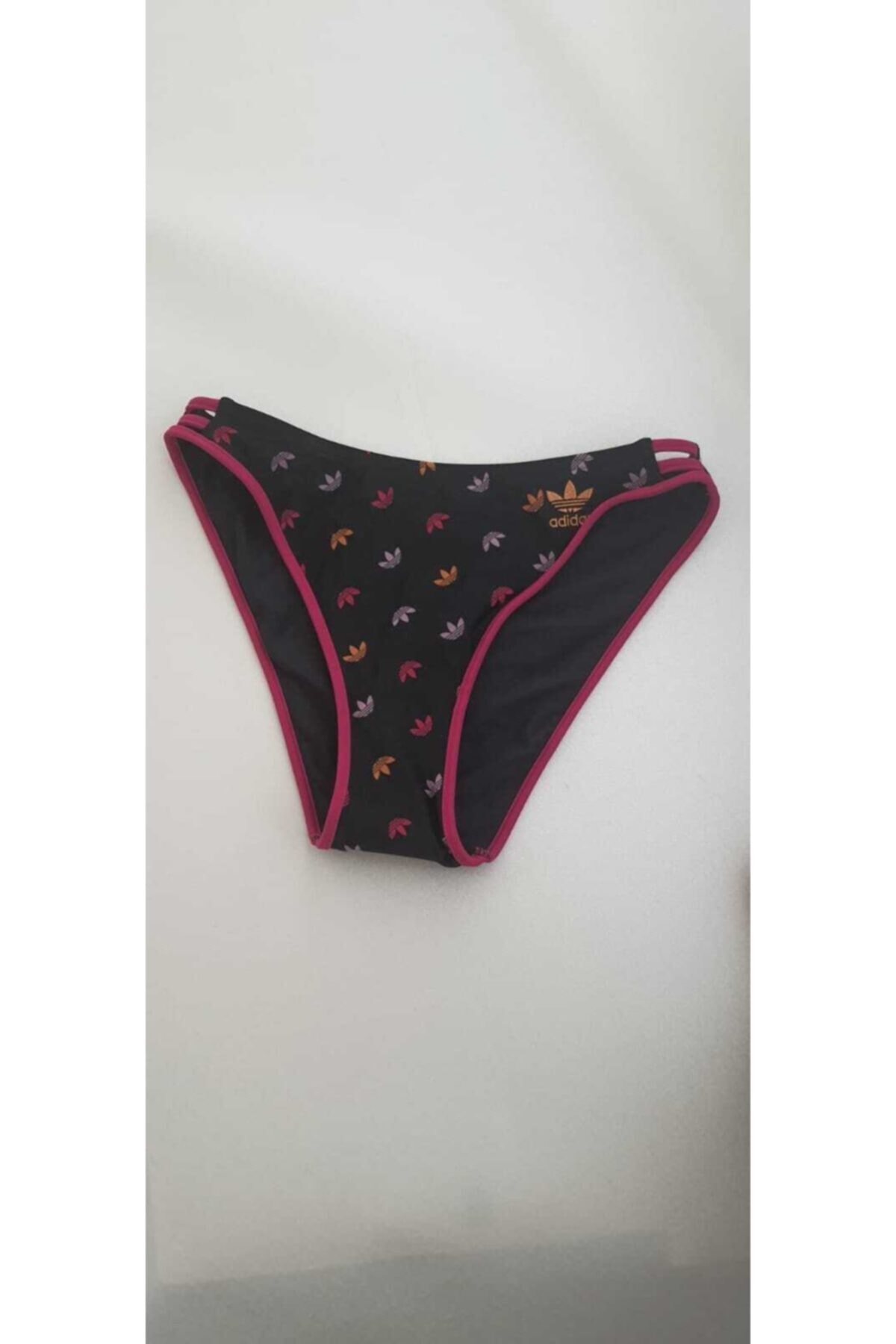 Kadın Siyah Fuşya Bikini Altı Vop40079