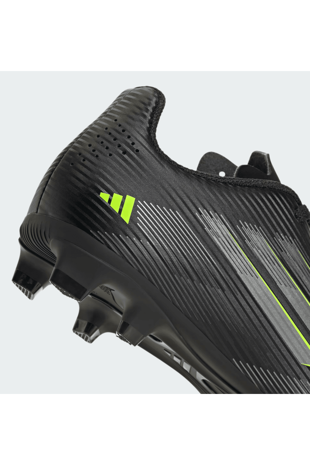 Adidas F50 Club Fg/mg Çocuk Siyah Krampon JI0028