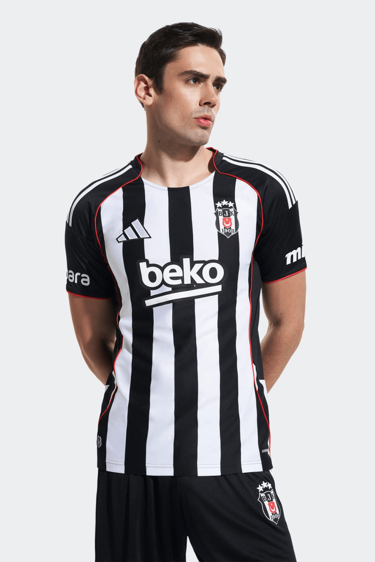 Beşiktaş JK 25/26 Deplasman Forması