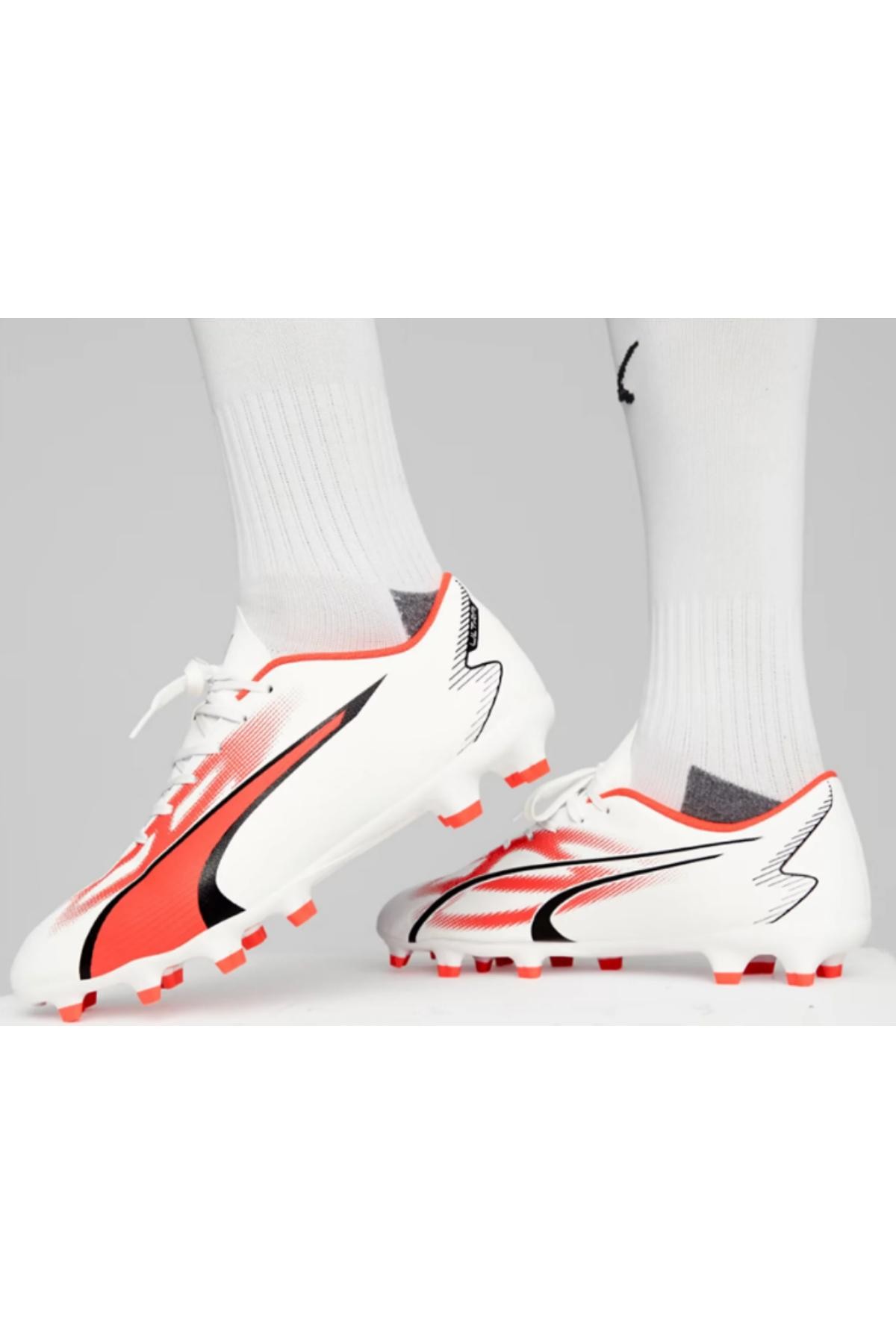 Puma Ultra Play Fg/Ag Beyaz Erkek Krampon