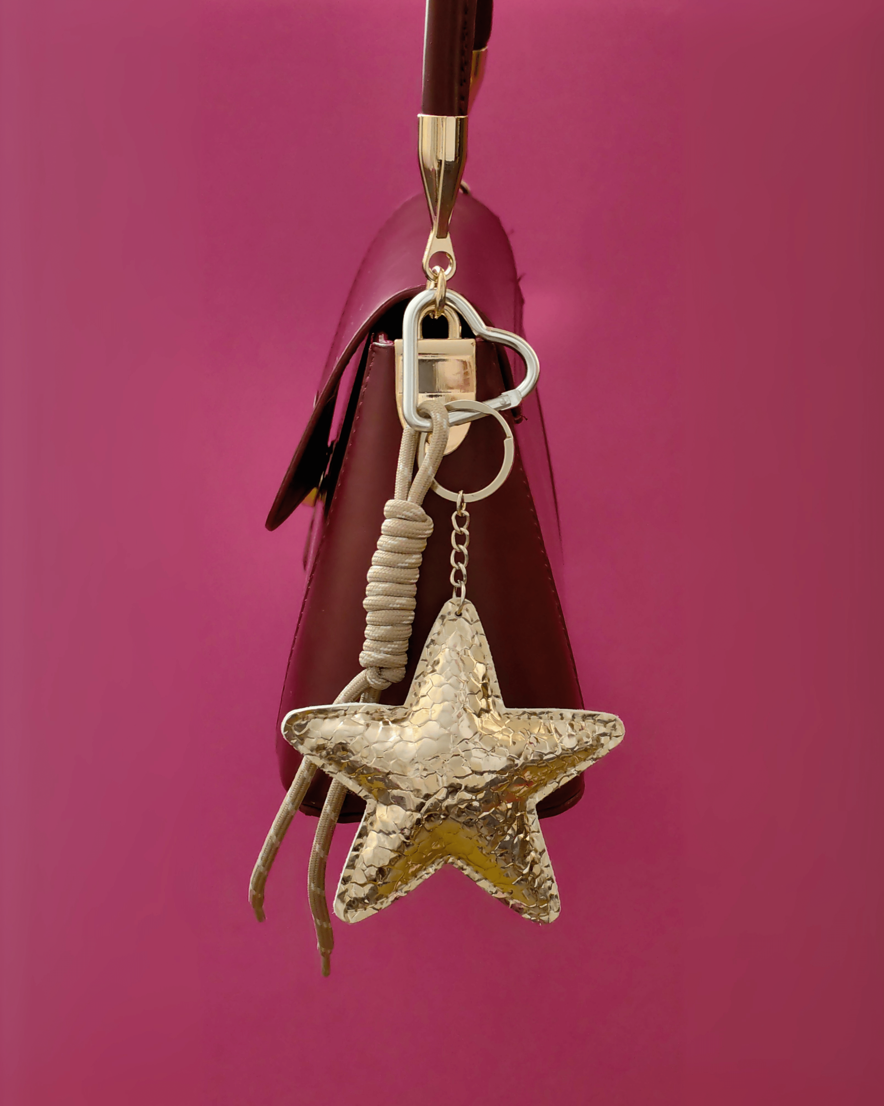 Gold Yıldızlı Charm