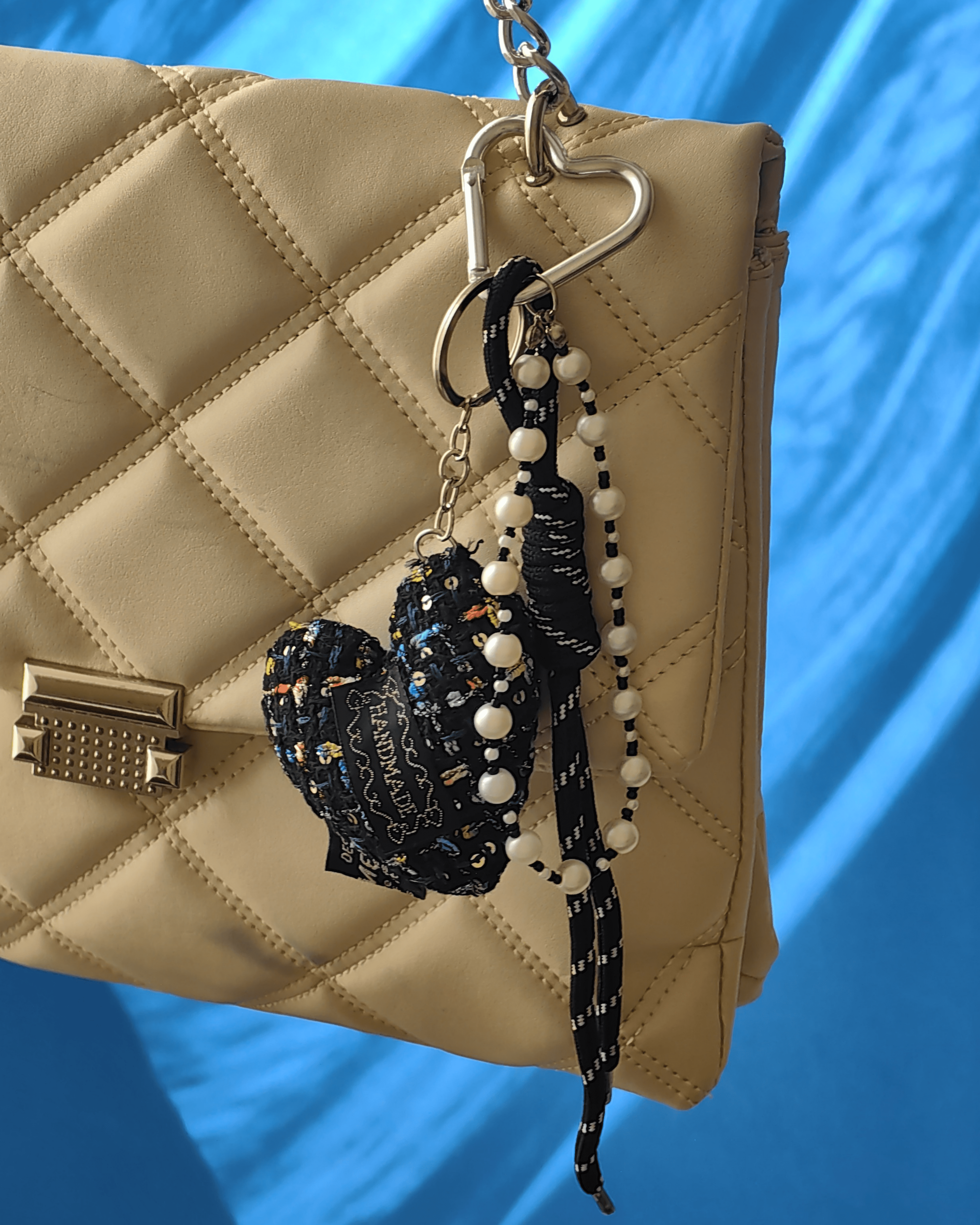 Black Pearl Heart Çanta Charmı