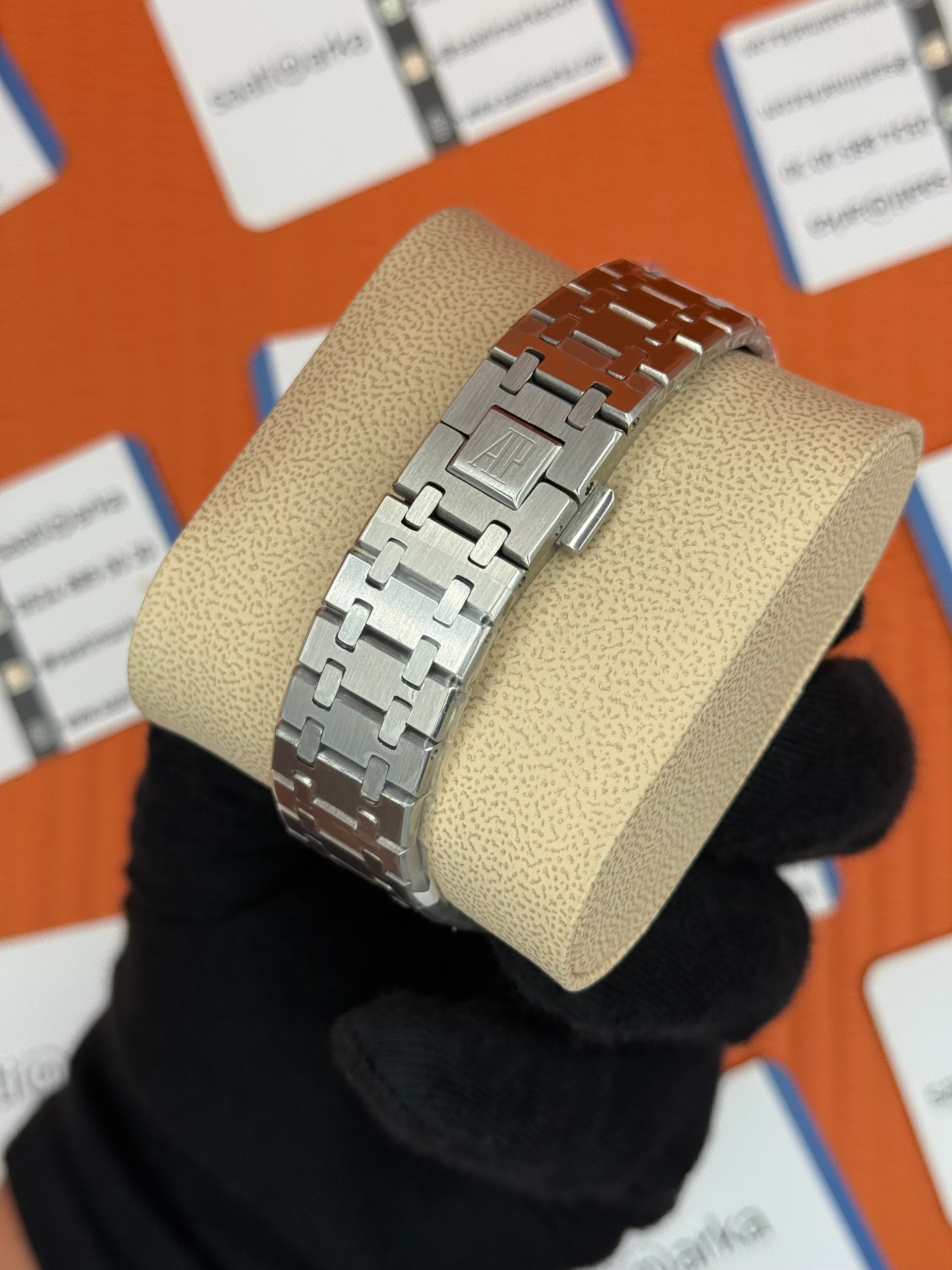 AUDEMARS PİGUET ROYAL OAK BEYAZ KADRAN SİLVER KASA KORDON AUTOMATİK MEKANİZMA