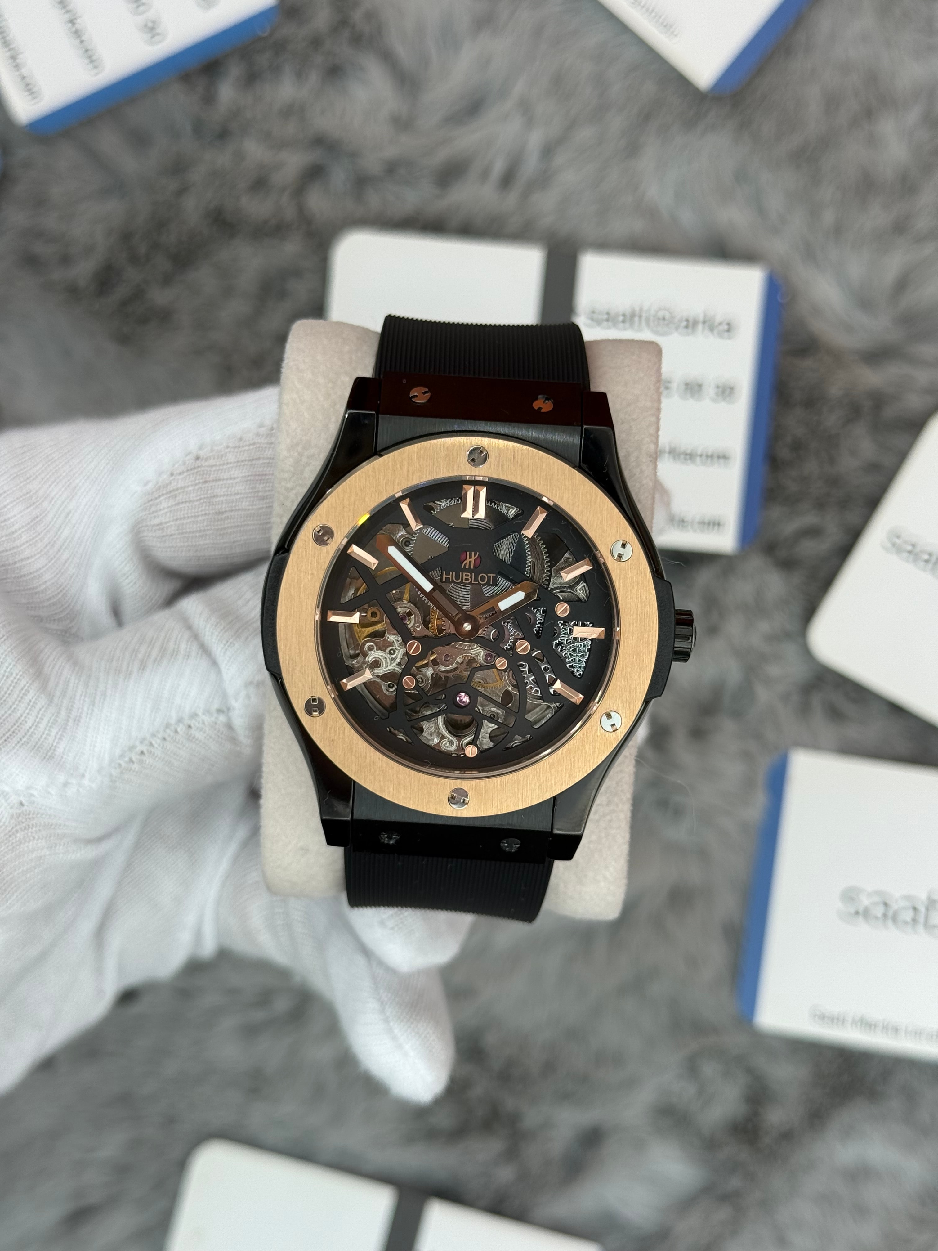 HUBLOT big bang tourbillon 41mm siyah kasa siyah kauçuk kordon erkek kol saati