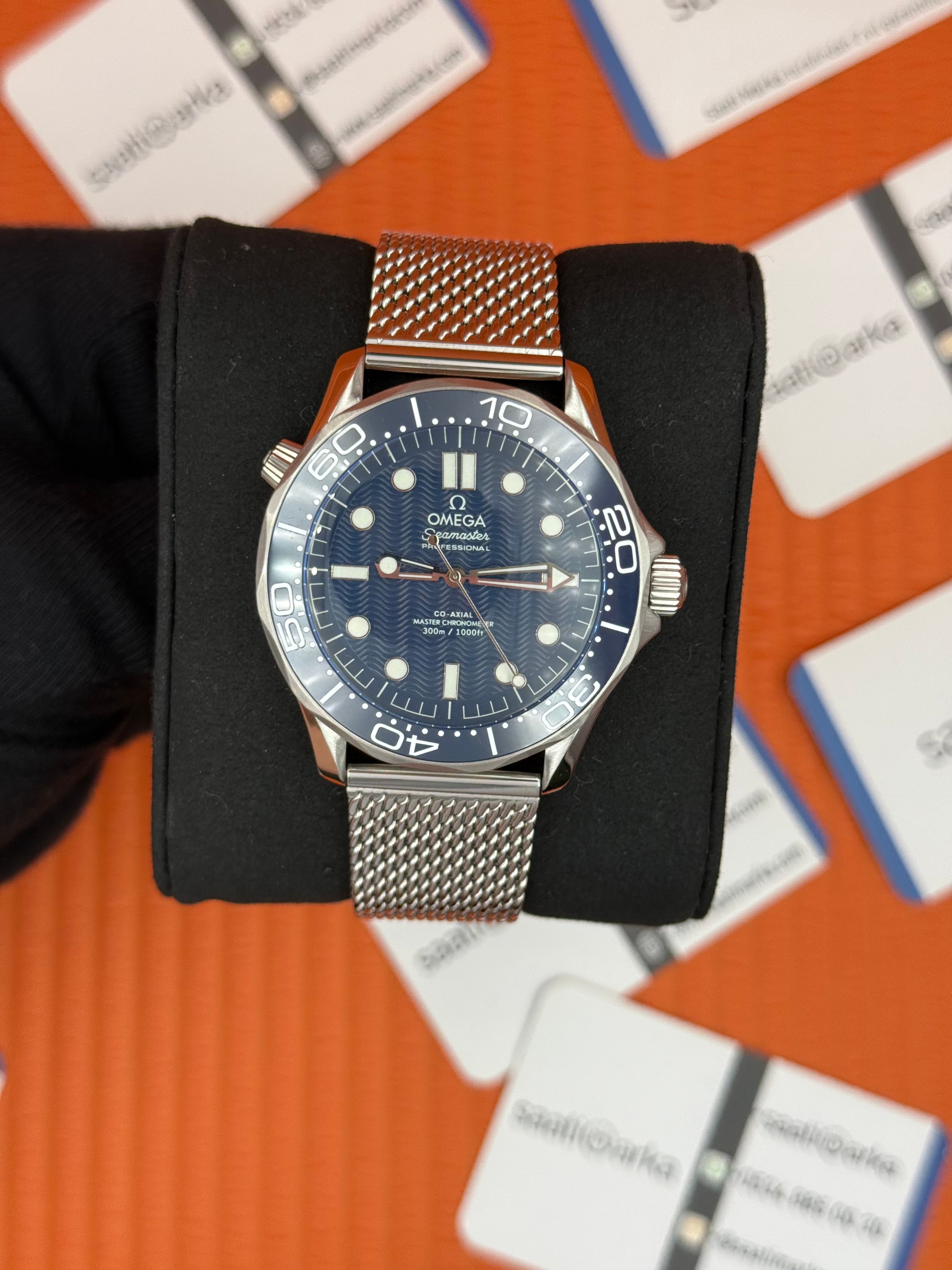 OMEGA SEAMASTER 300M JAMES BOND Anniversary