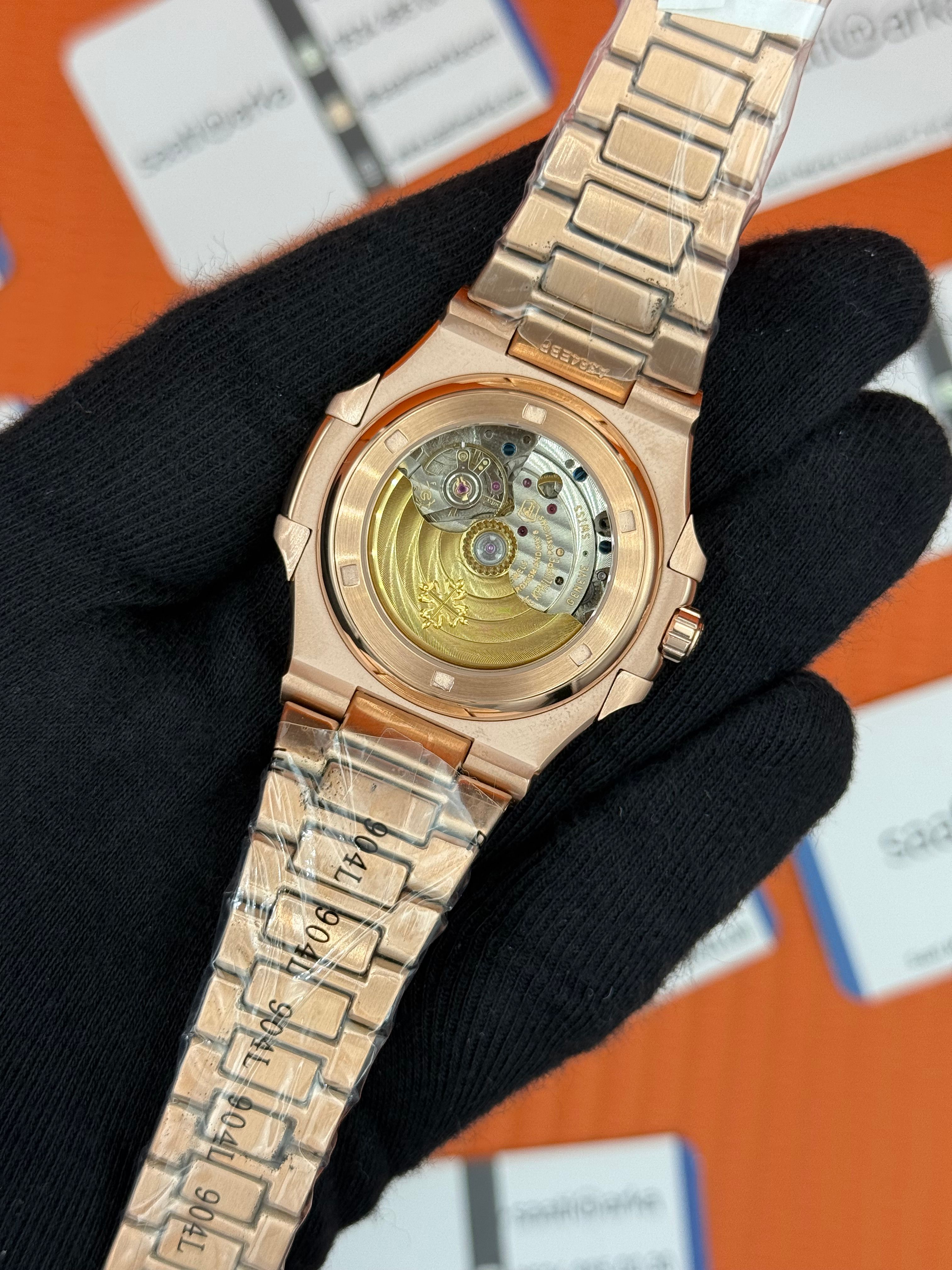 PATEK PHILIPPE NAUTİLUS SİYAH KADRAN ROSE KASA KORDON 
