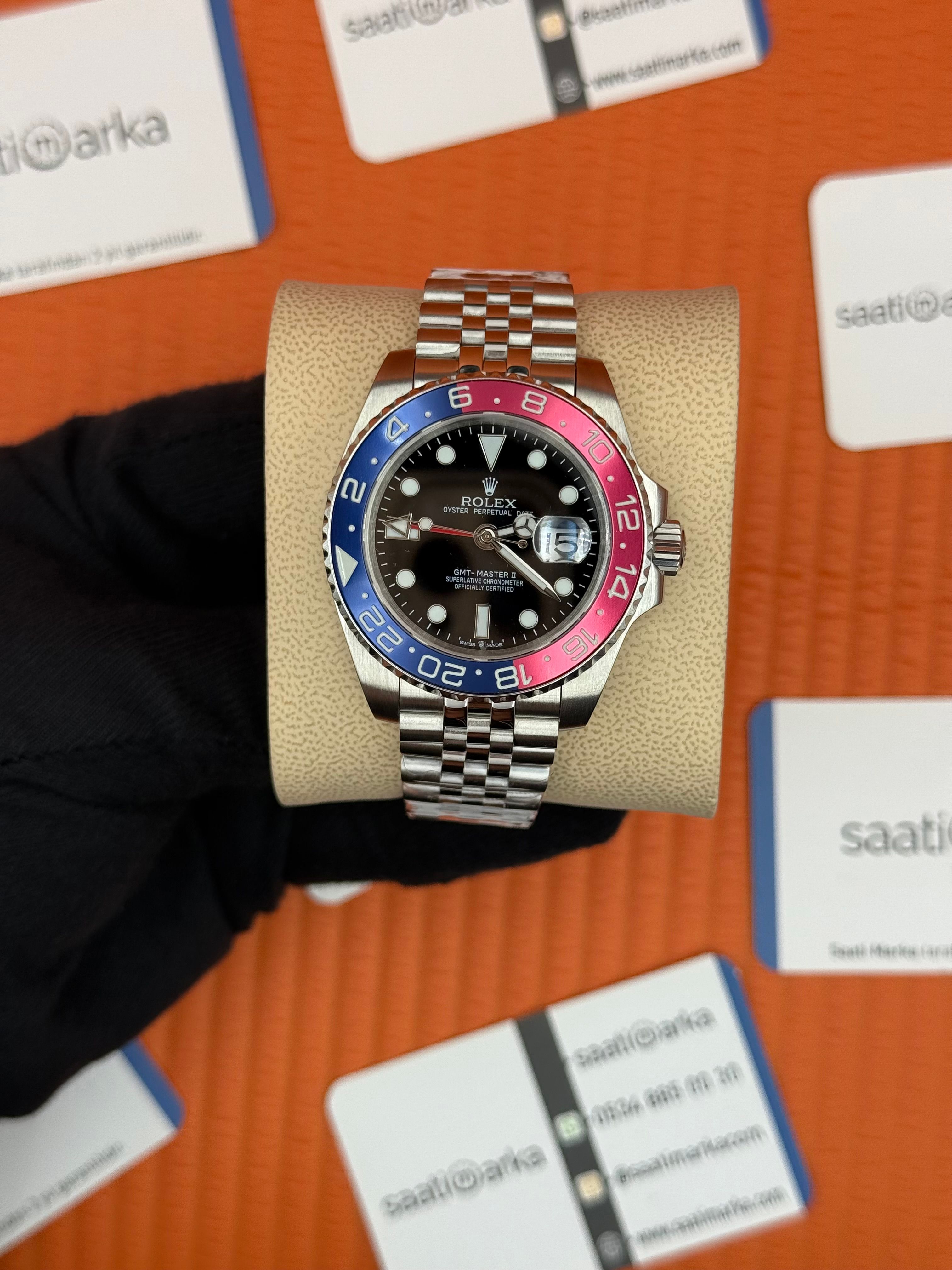 ROLEX Gmt Master Pepsi black dial red black bezel jubilee 40mm
