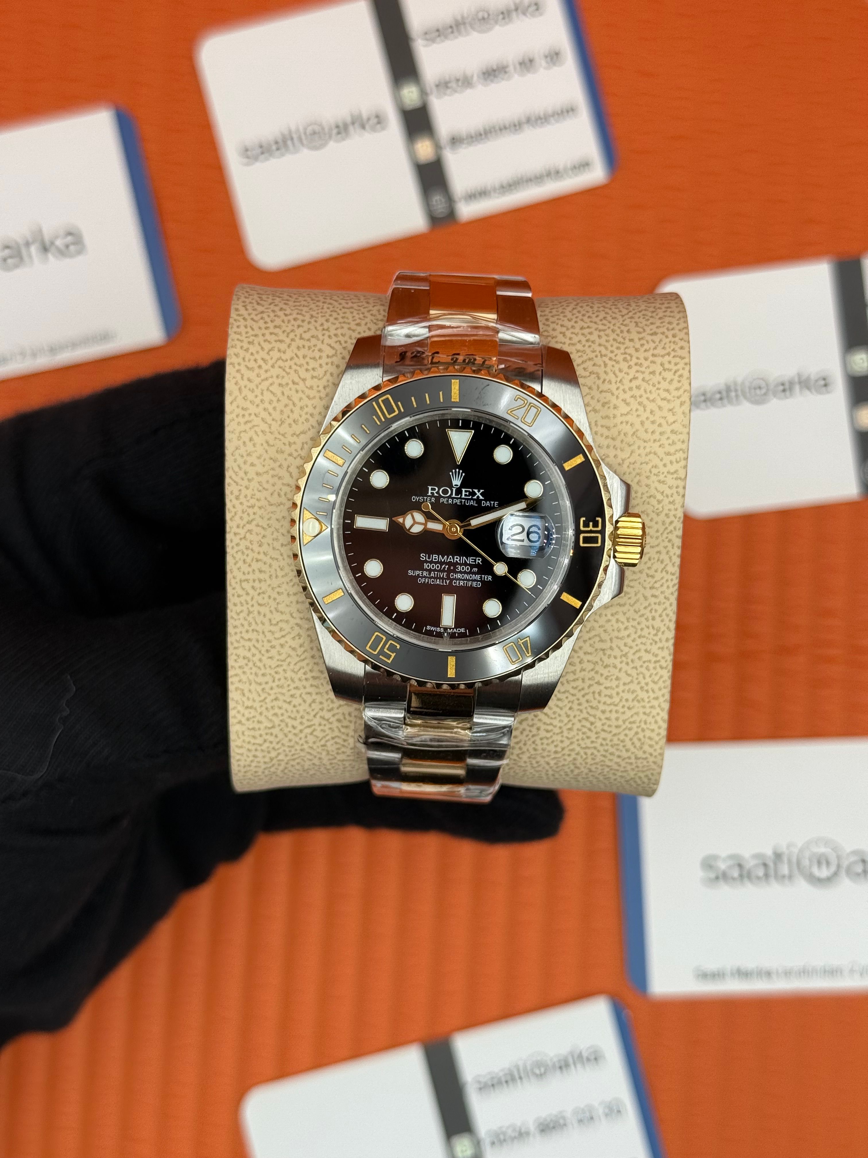 ROLEX Submariner oyster silver gold kordon black dial