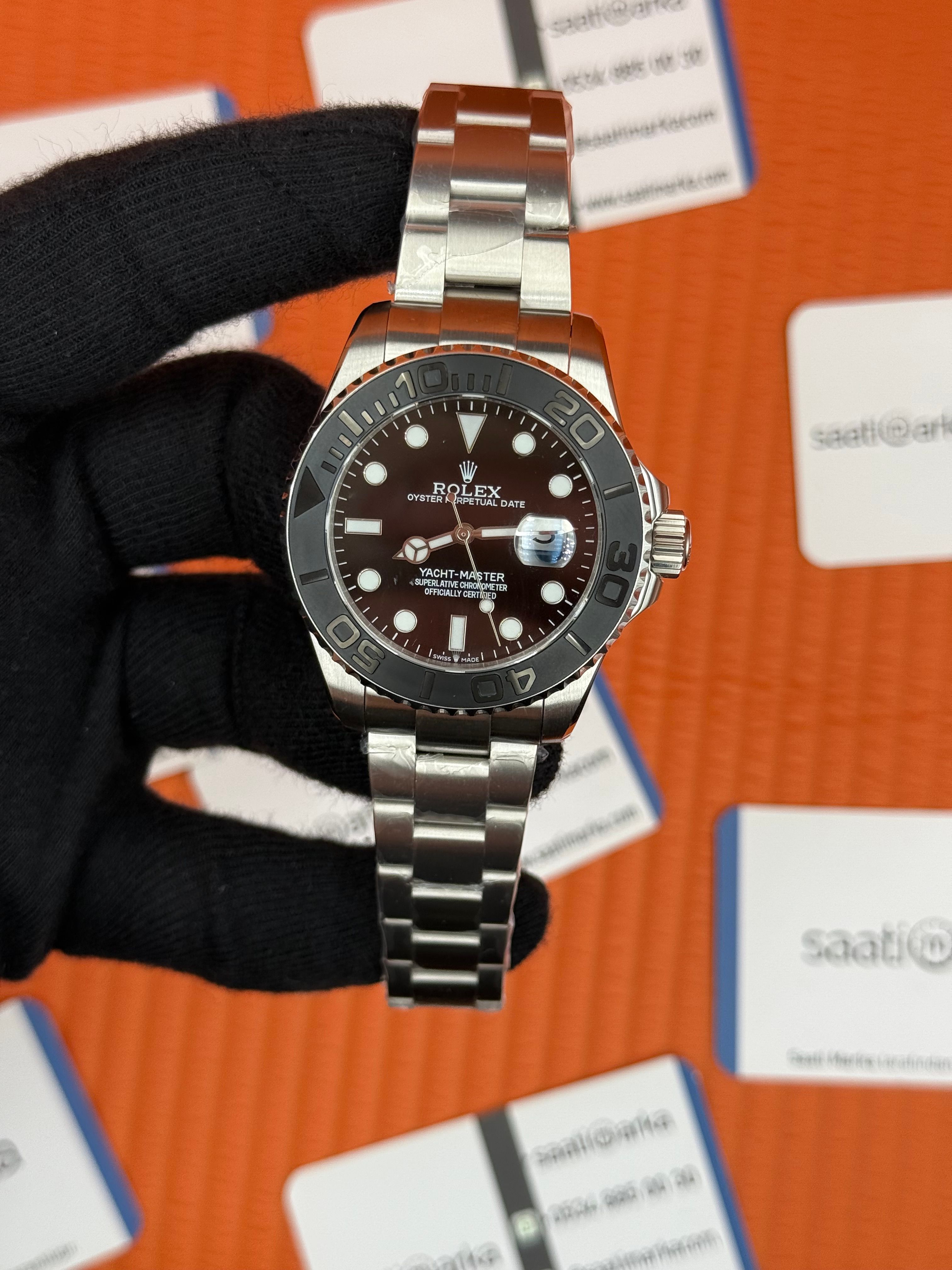 ROLEX Yacht Master oyster black dial silver kasa-kordon