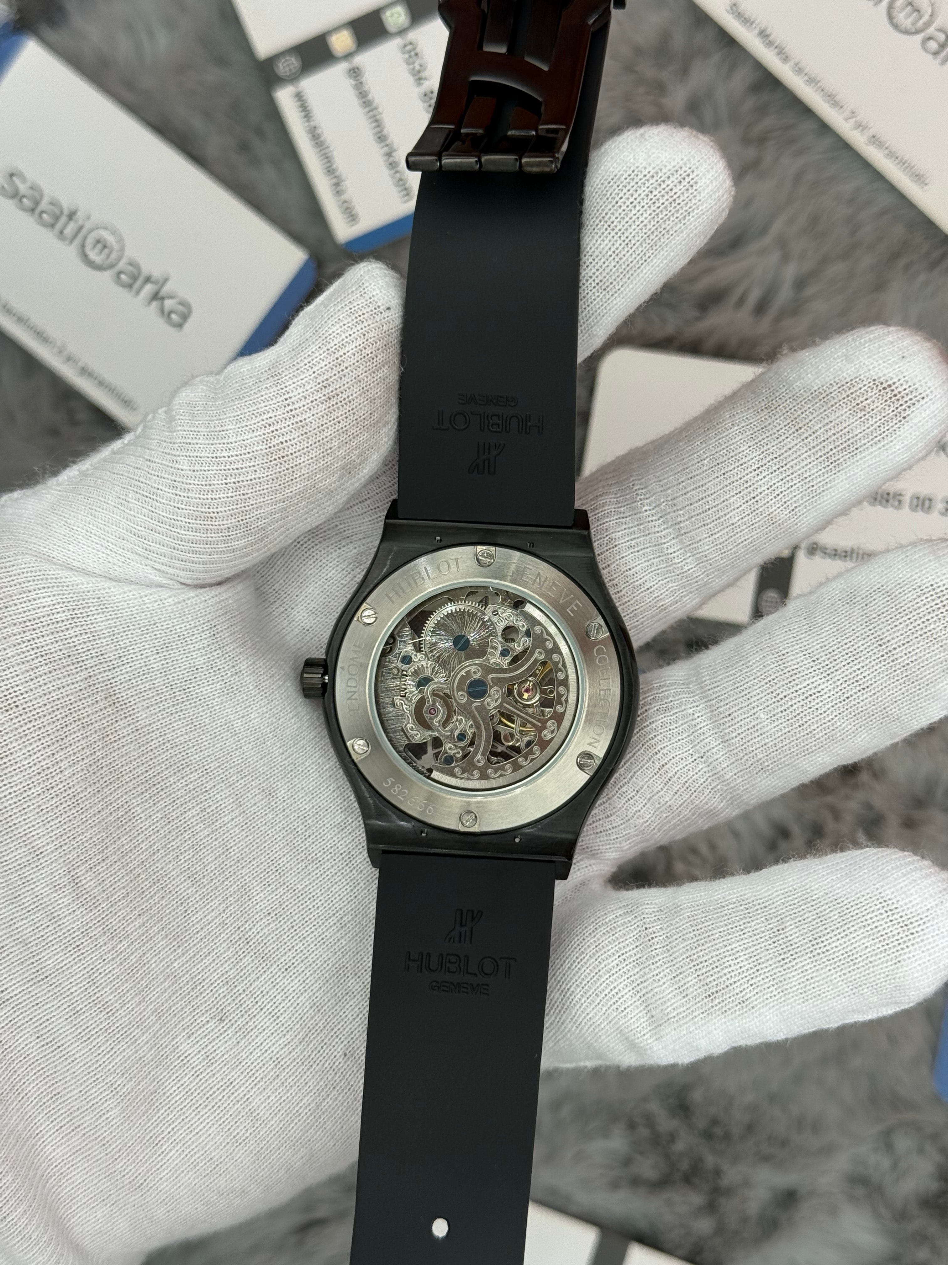 HUBLOT big bang tourbillon 41mm siyah kasa siyah kauçuk kordon erkek kol saati