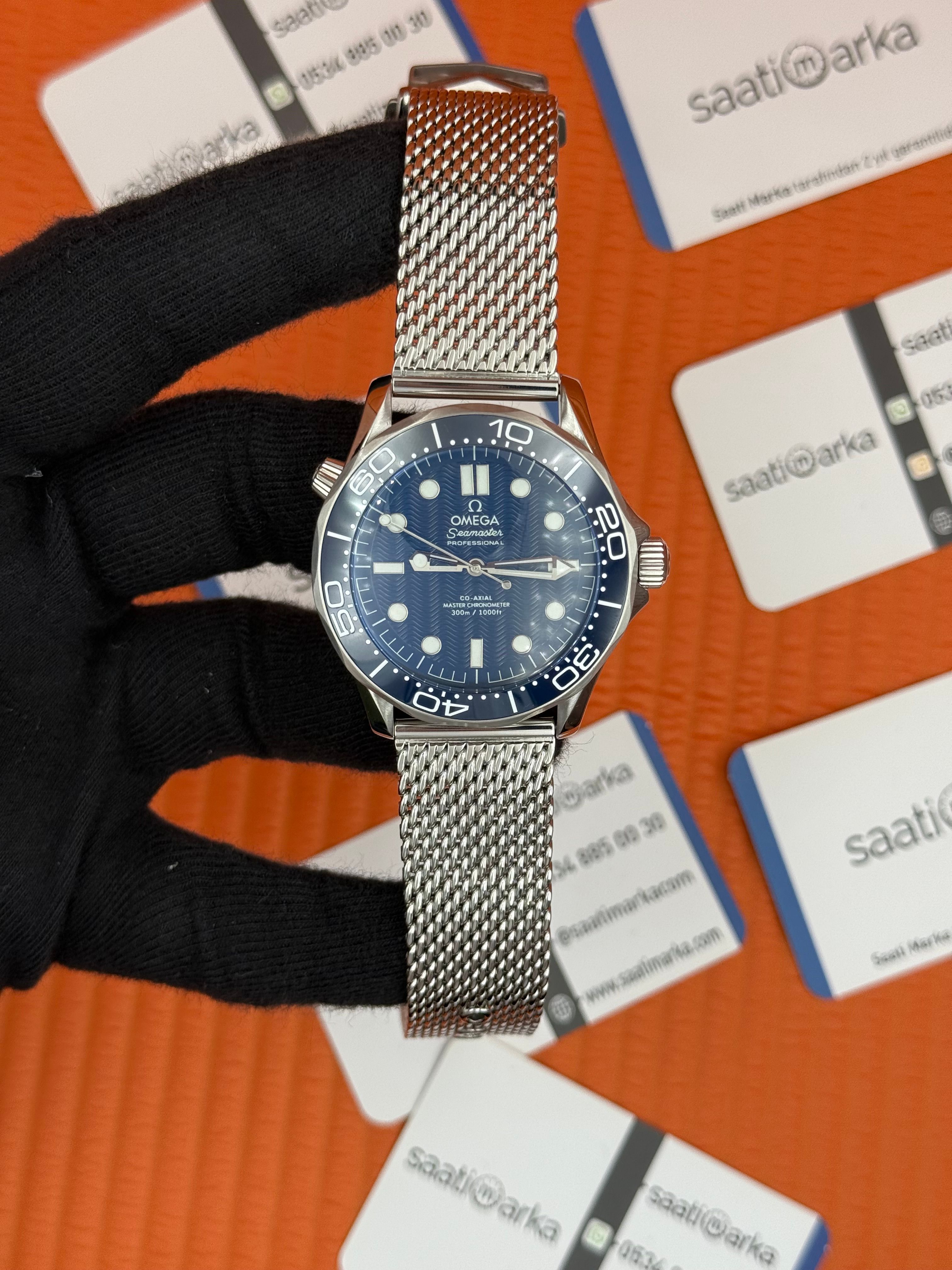 OMEGA SEAMASTER 300M JAMES BOND Anniversary