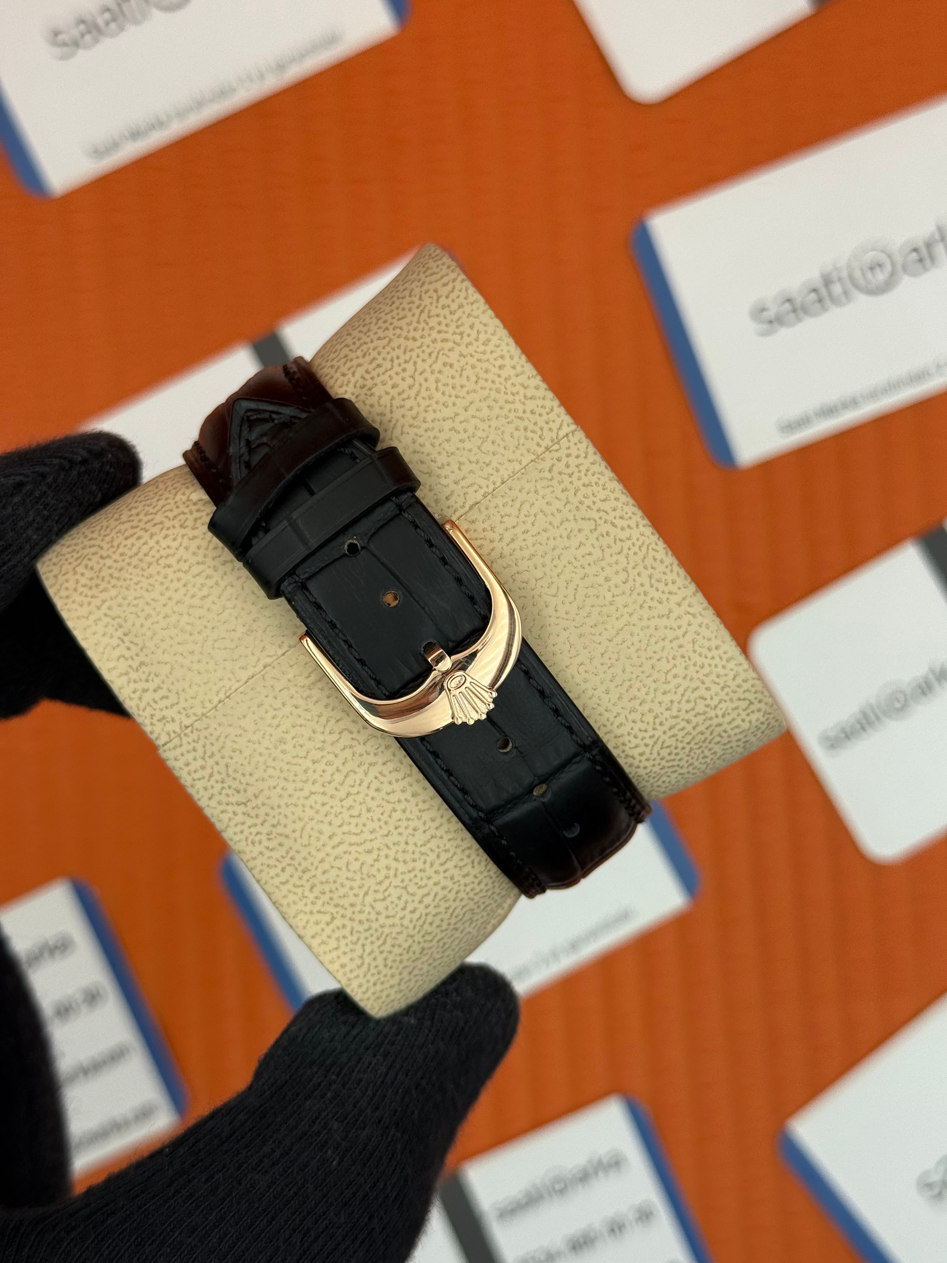ROLEX Cellini rose kasa siyah kadran siyah deri kordon