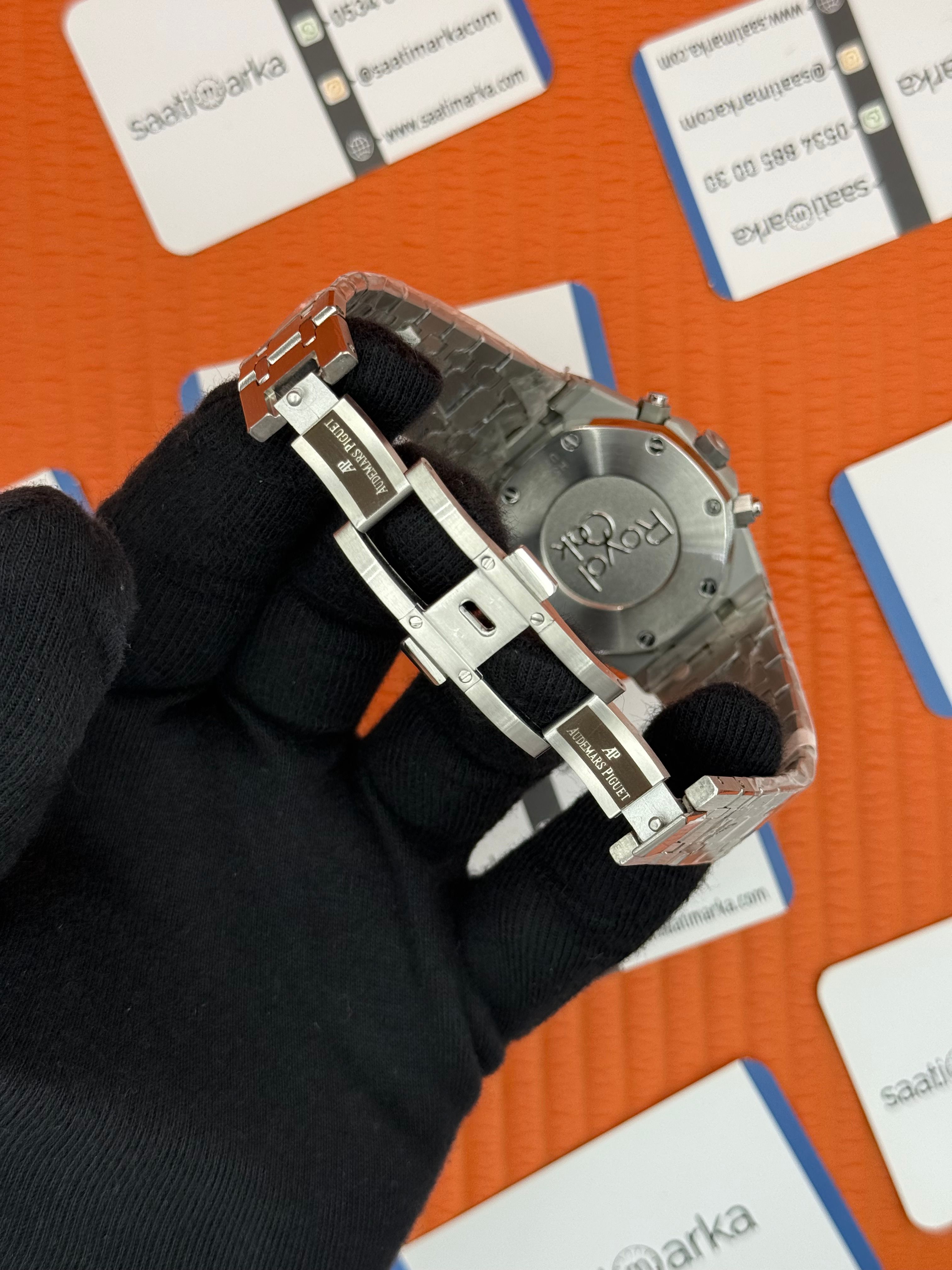 AUDEMARS PİGUET ROYAL OAK CHRONUGRAPH GRİ KADRAN SİLVER KASA-KORDON
