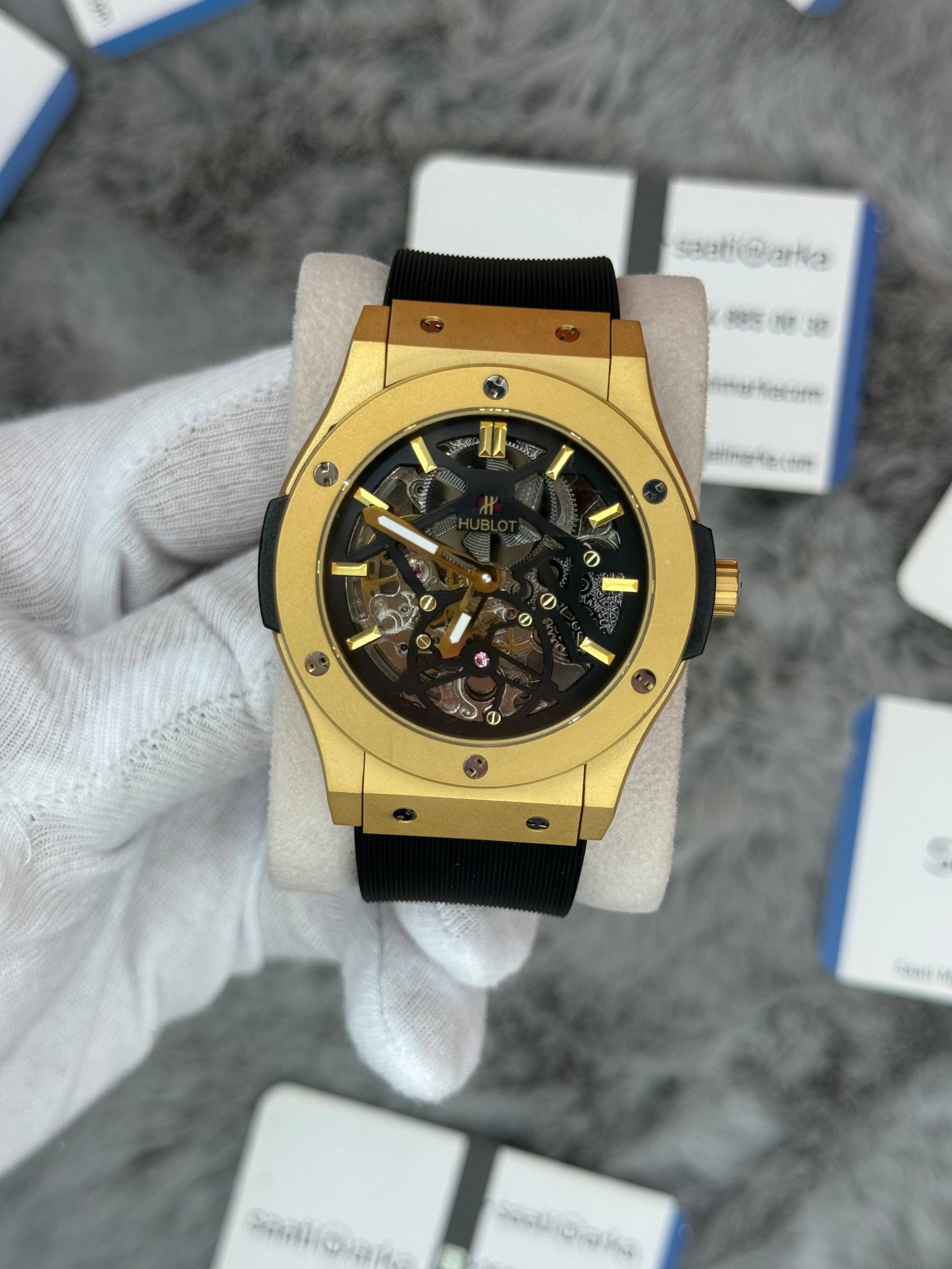 HUBLOT big bang tourbillon 41mm gold kasa siyah kauçuk kordon erkek kol saati