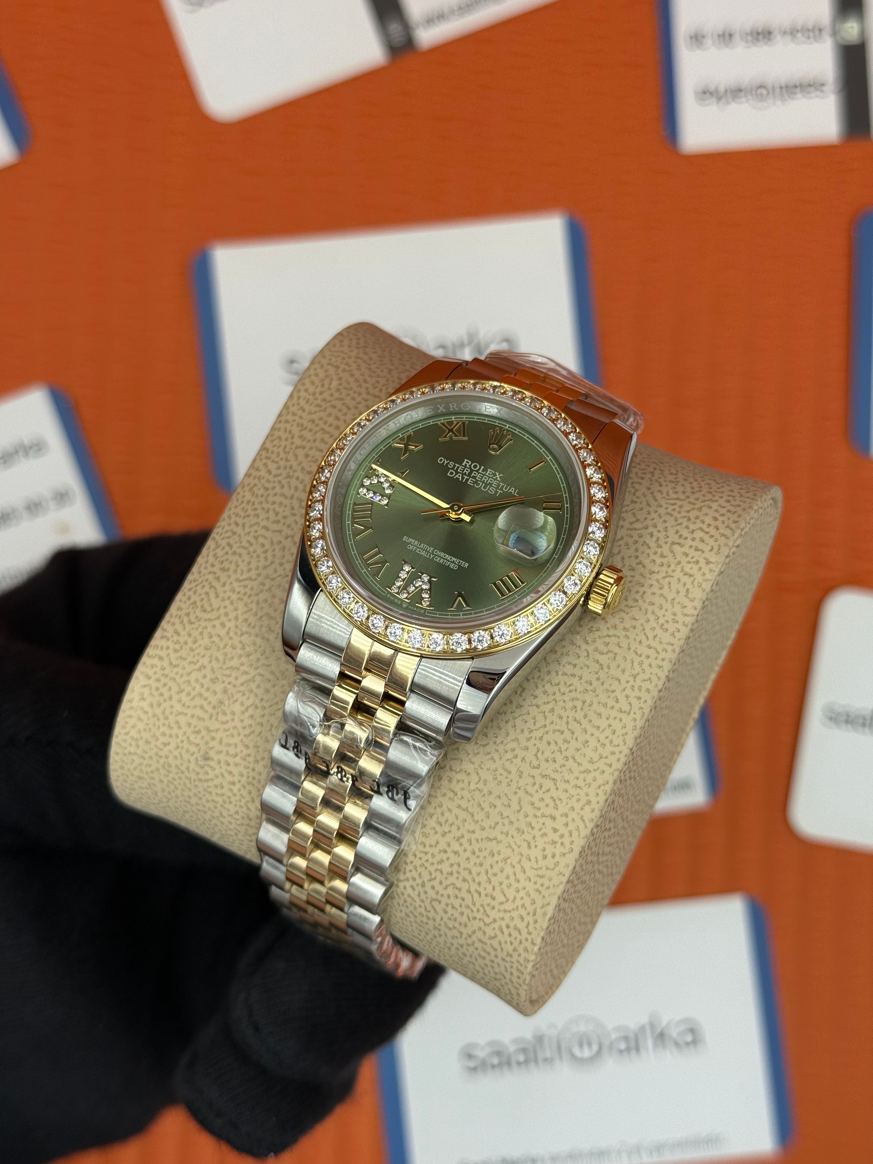 ROLEX datejust 36mm taşlı bezel yeşil kadran jubilee kordon