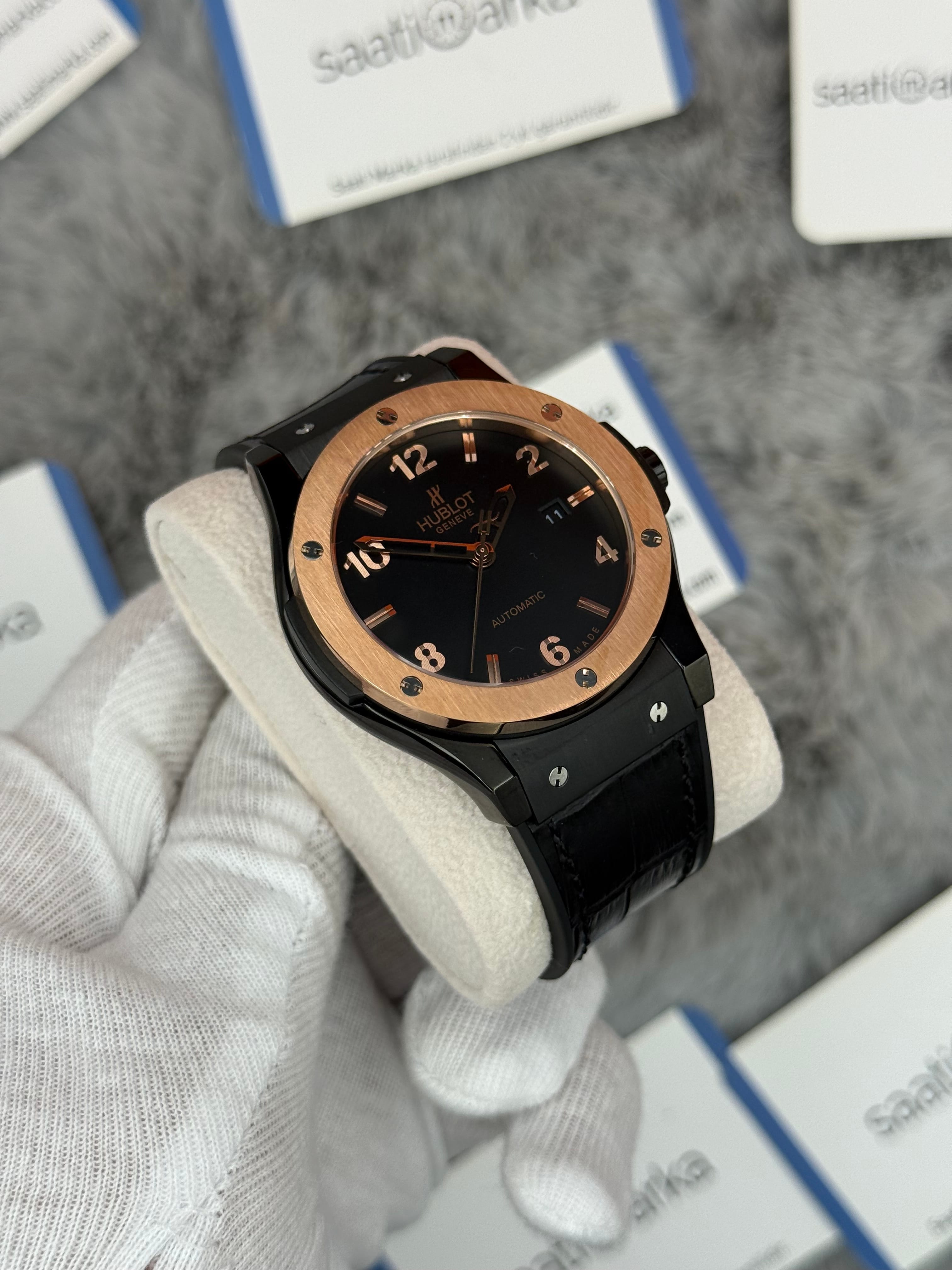 HUBLOT vendome 41mm siyah kasa siyah kadran siyah deri kordon erkek kol saati