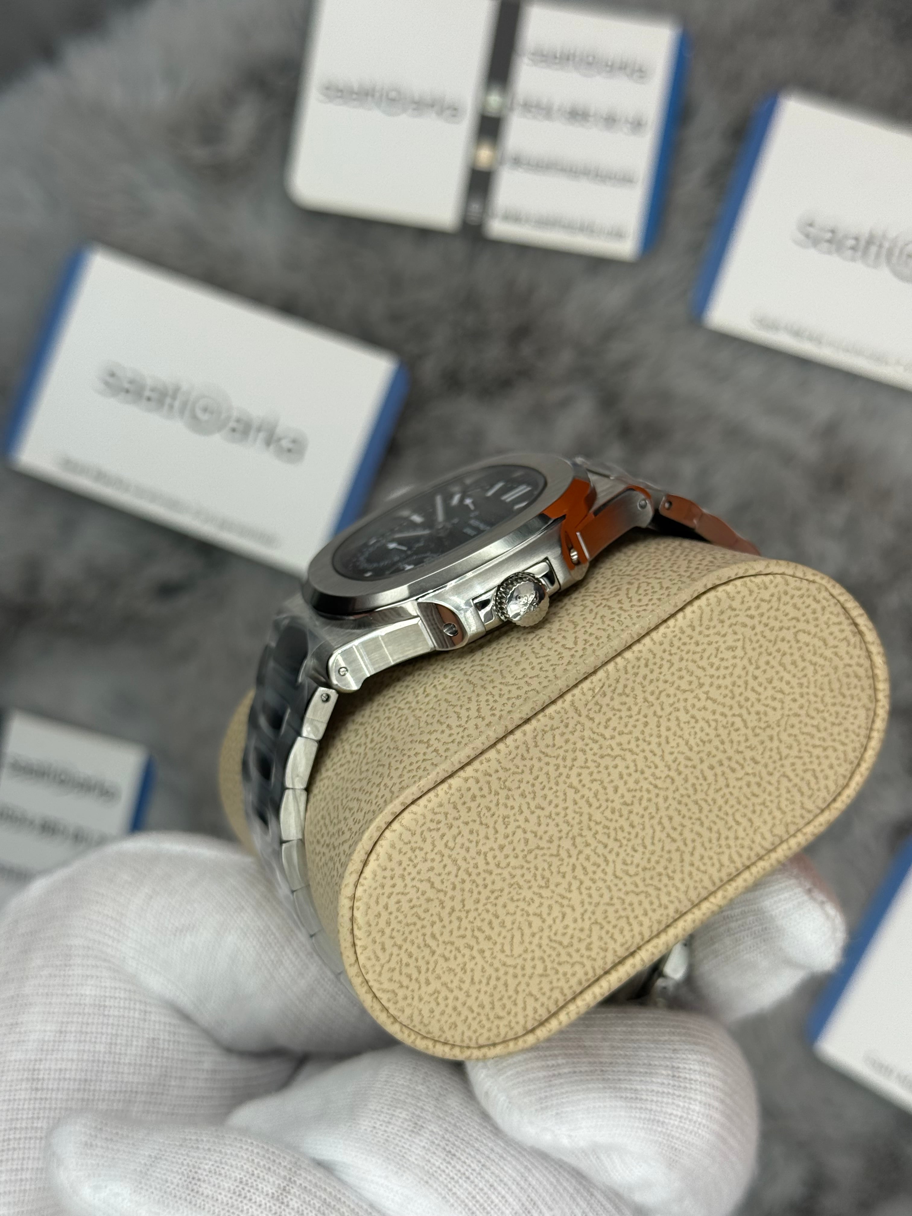PATEK PHİLİPPE nautilus moontphase 5712 füme kadran silver kasa kordon 40mm erkek kol saati