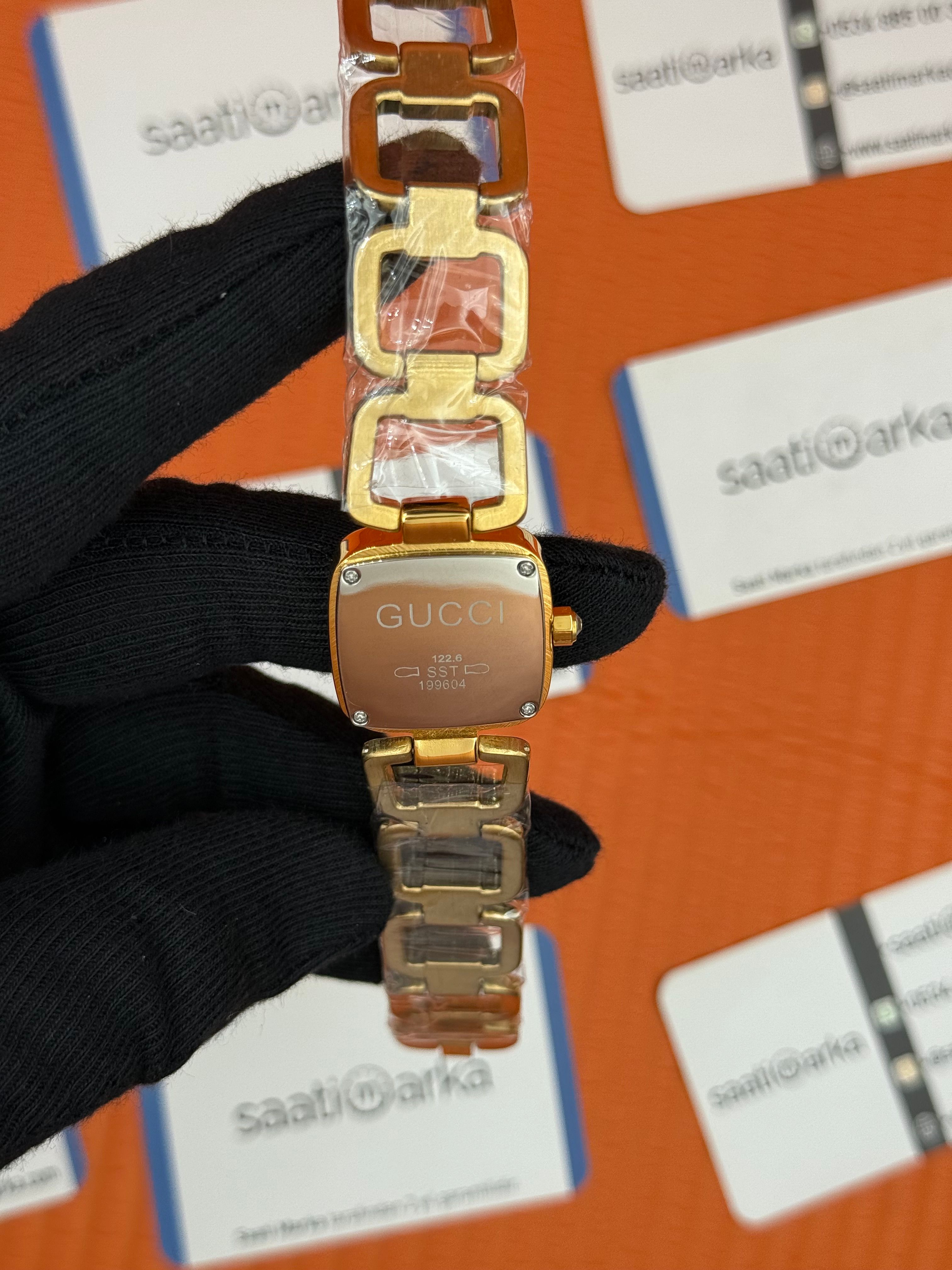 GUCCI YA1264041 gri kadran gold kasa kordon kadın kol saati