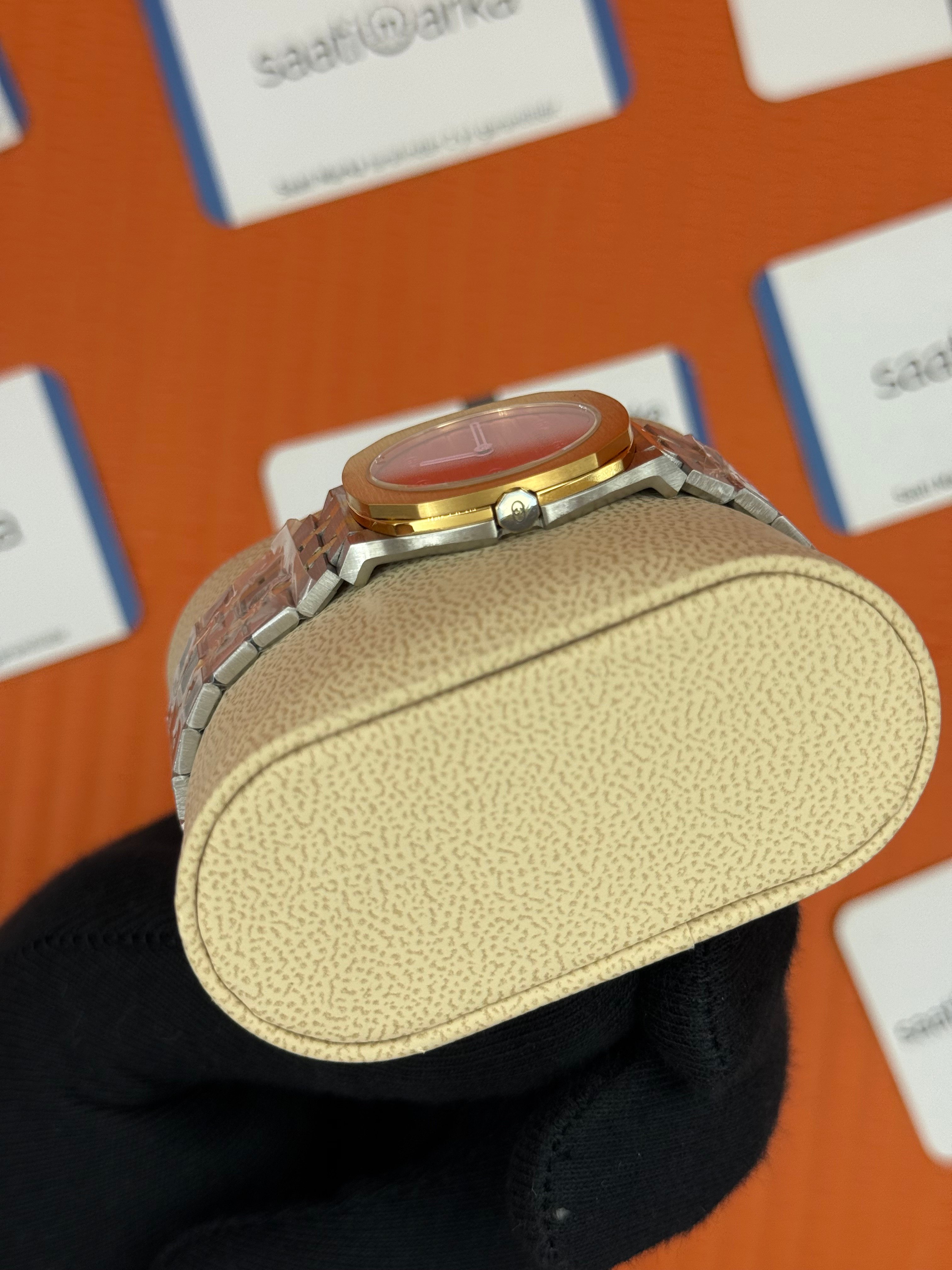 GUCCI pembe kadran gold silver kasa-kordon kadın kol saati