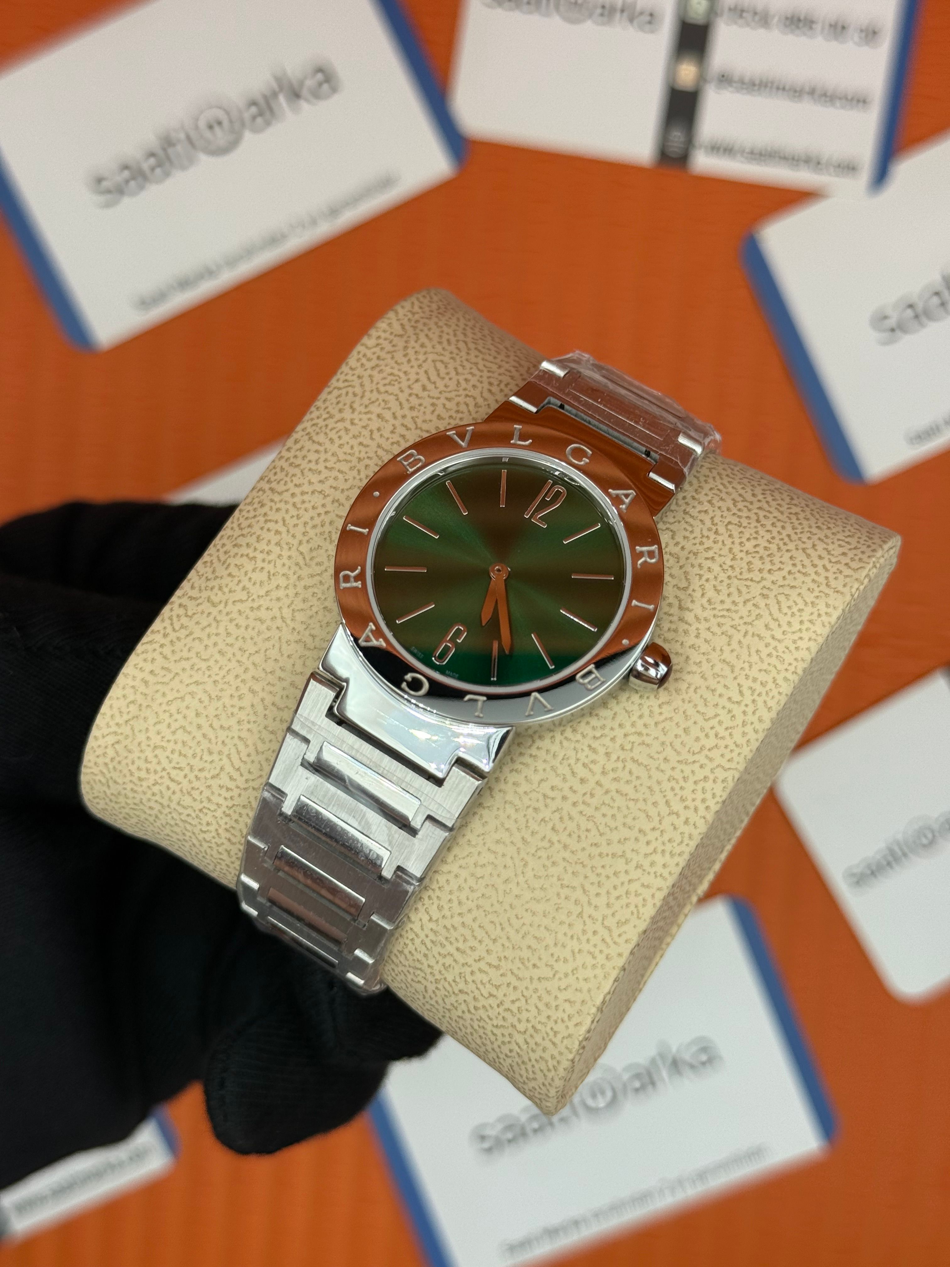BVLGARI yeşil kadran silver kasa kordon kadın kol saati